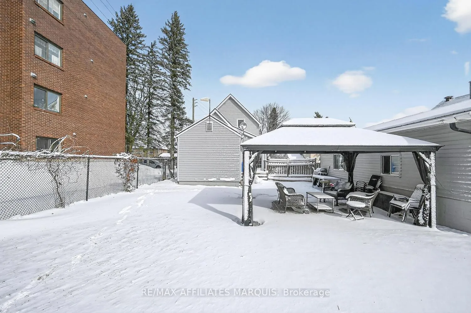 Photo 41 of 23 Alfred Street, Smiths Falls — HOMEH