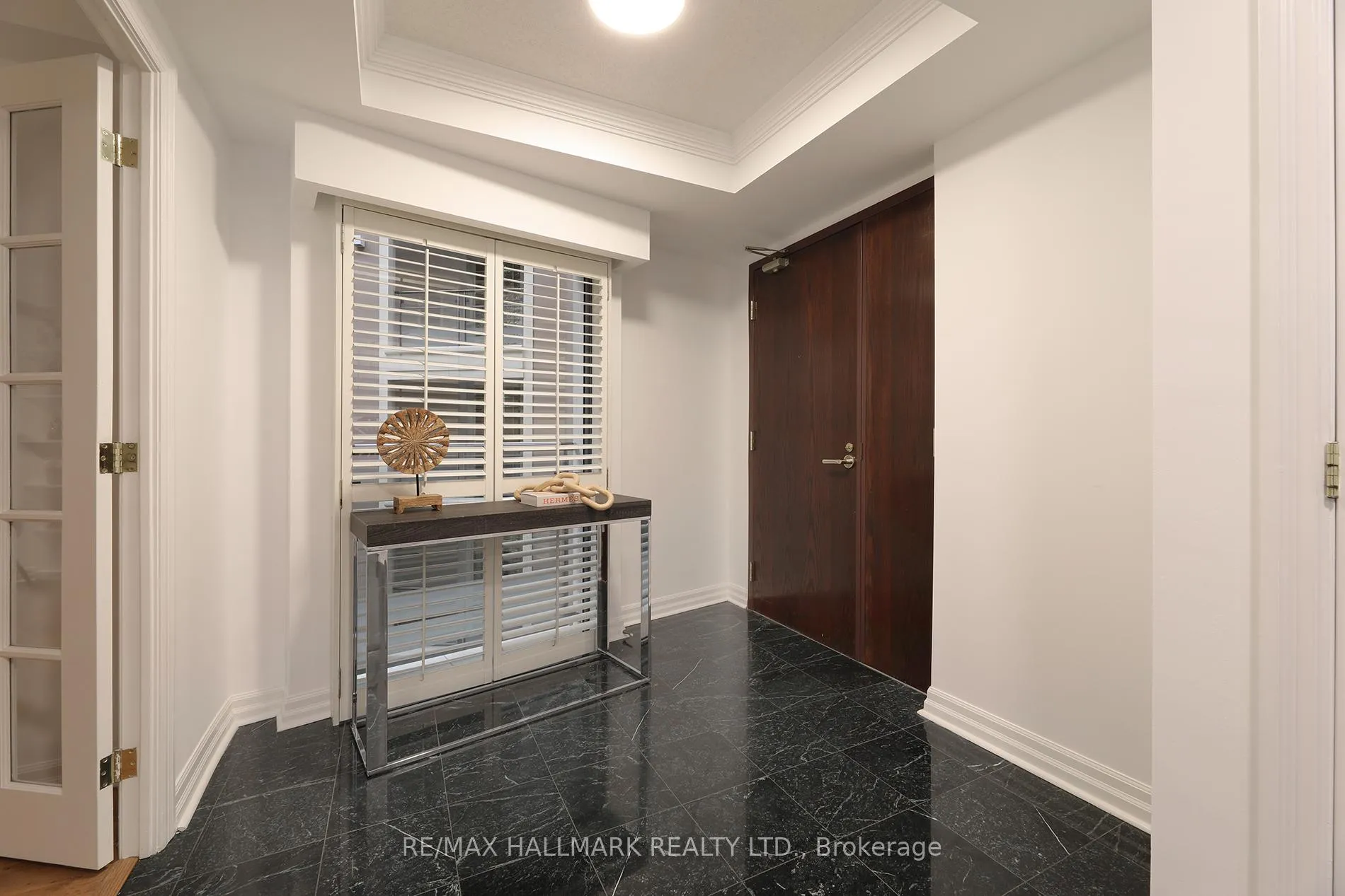 Photo 4 of Unit 609, 2727 Yonge Street, Toronto, Lawrence Park South — HOMEH