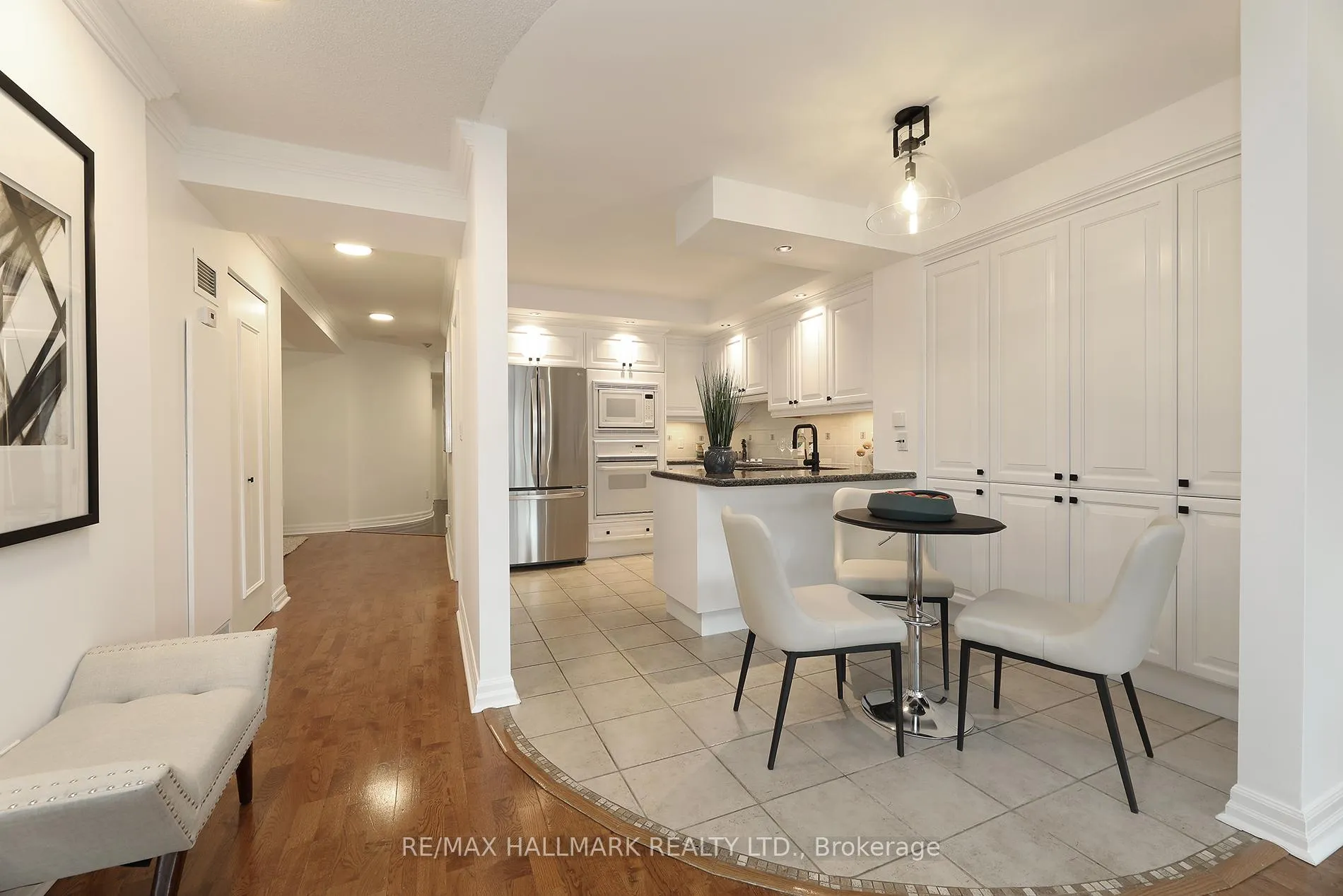 Photo 16 of Unit 609, 2727 Yonge Street, Toronto, Lawrence Park South — HOMEH