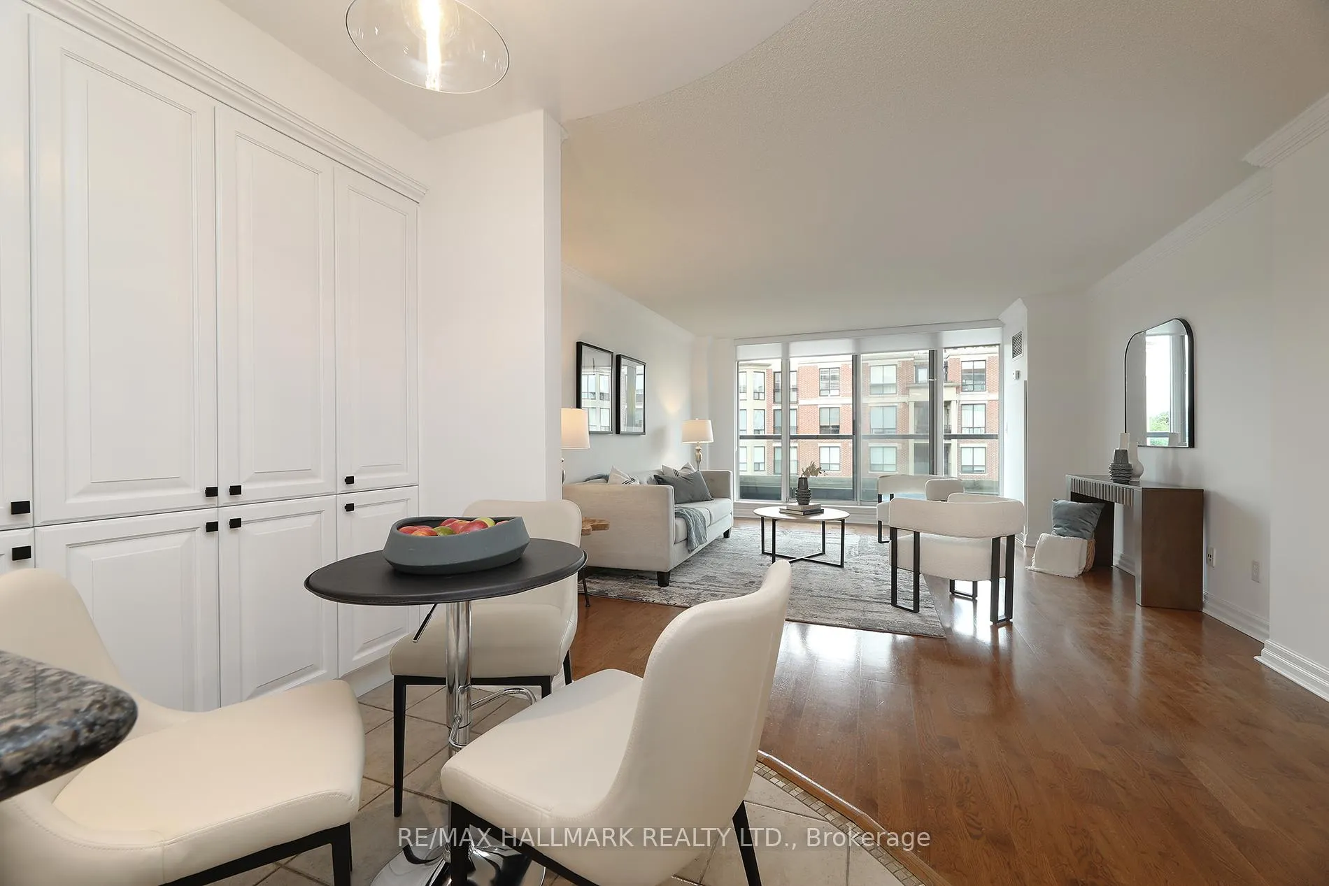 Photo 17 of Unit 609, 2727 Yonge Street, Toronto, Lawrence Park South — HOMEH