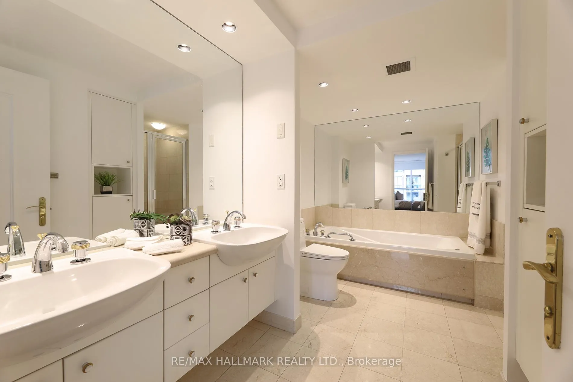 Photo 25 of Unit 609, 2727 Yonge Street, Toronto, Lawrence Park South — HOMEH
