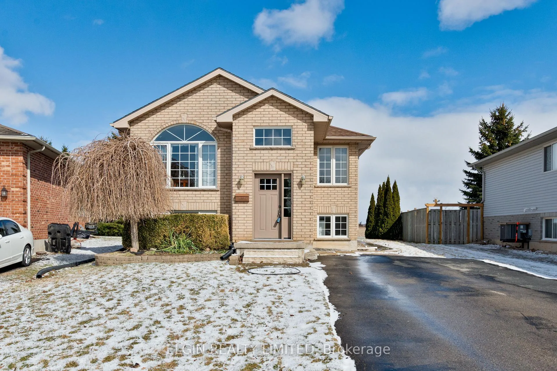 Photo 2 of 41792 North Street N, Southwold, Rural Southwold — HOMEH