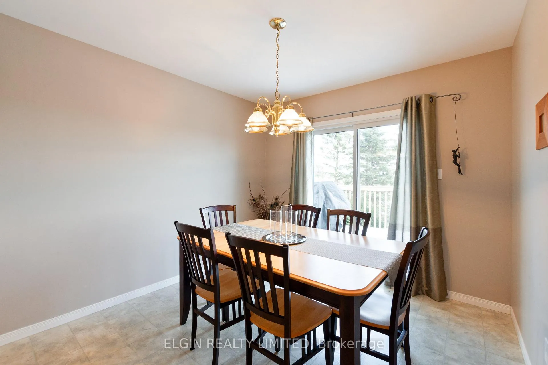 Photo 12 of 41792 North Street N, Southwold, Rural Southwold — HOMEH