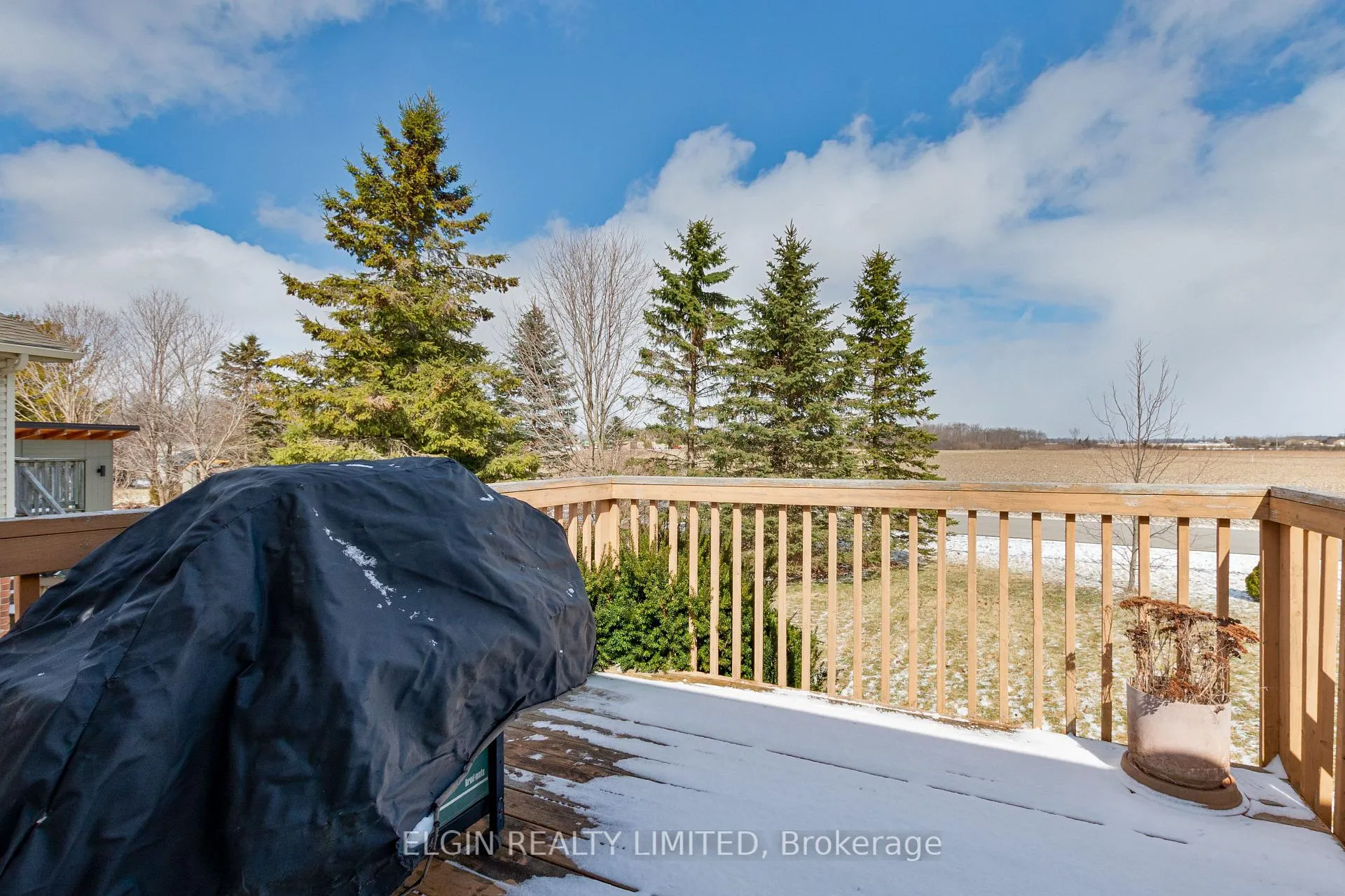 Photo 31 of 41792 North Street N, Southwold, Rural Southwold — HOMEH