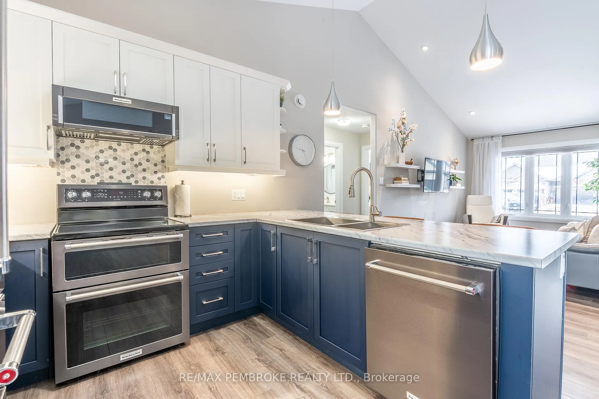 Photo 18 of 77 Noble Crescent, Petawawa — HOMEH