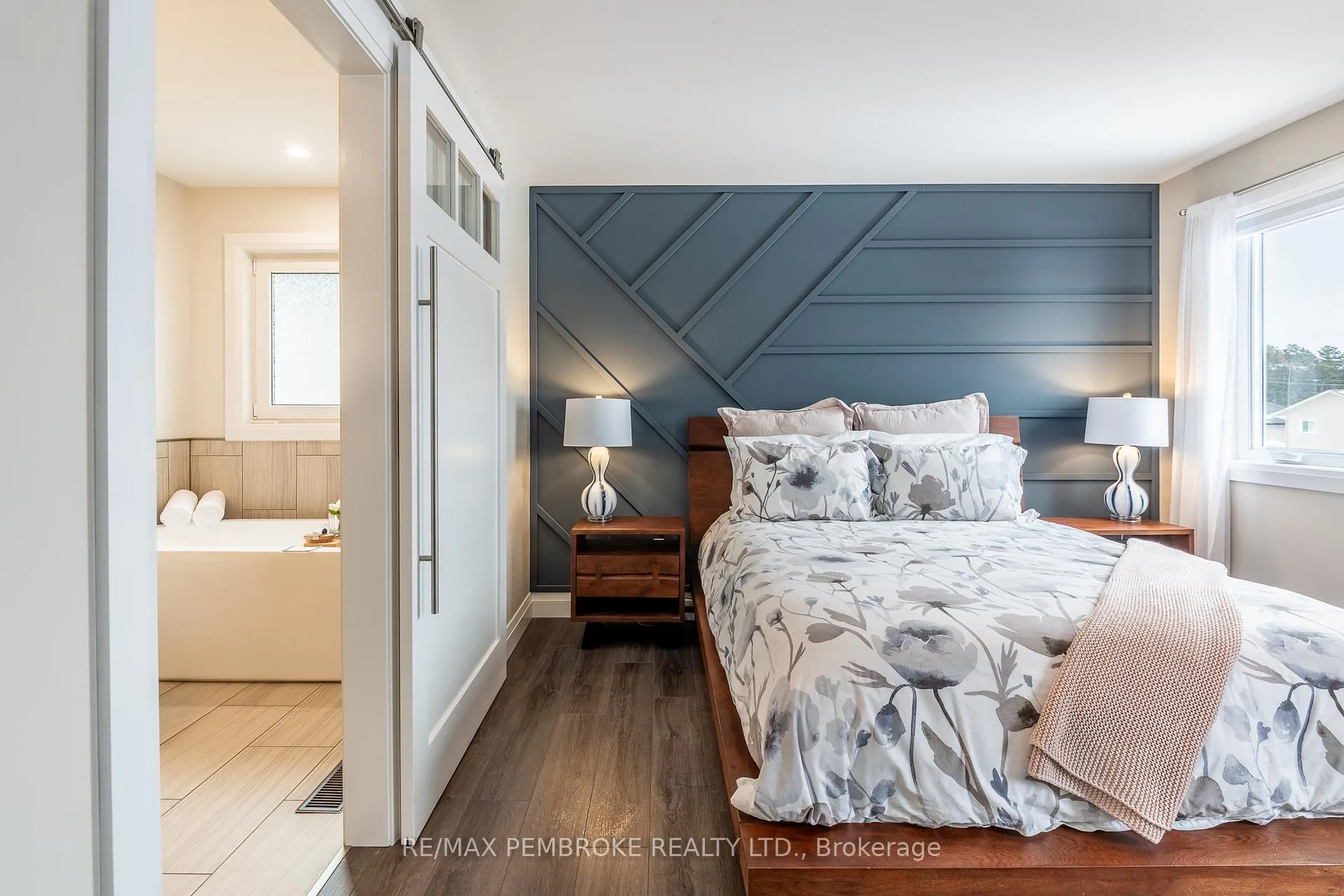 Photo 23 of 77 Noble Crescent, Petawawa — HOMEH