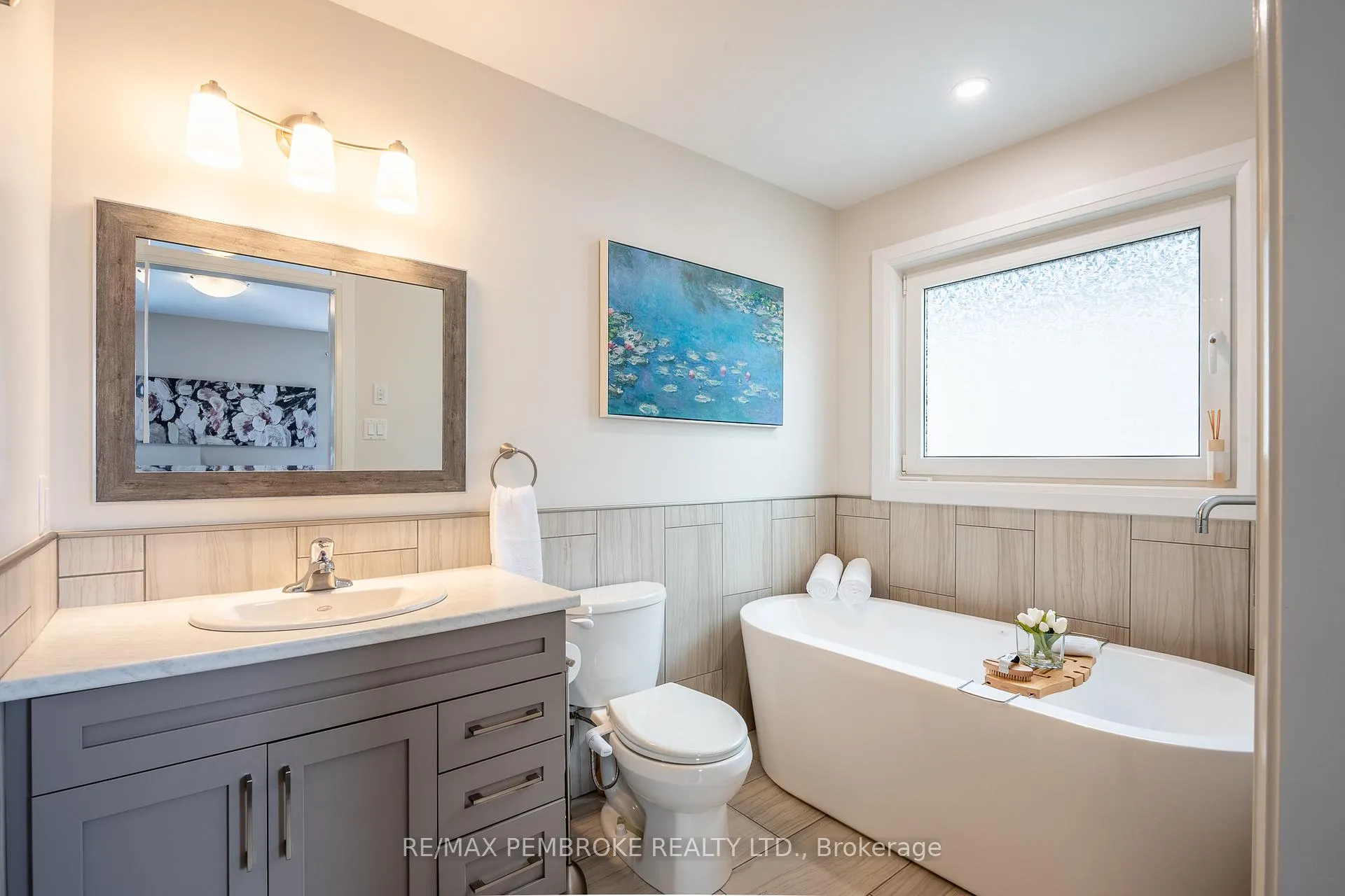Photo 26 of 77 Noble Crescent, Petawawa — HOMEH