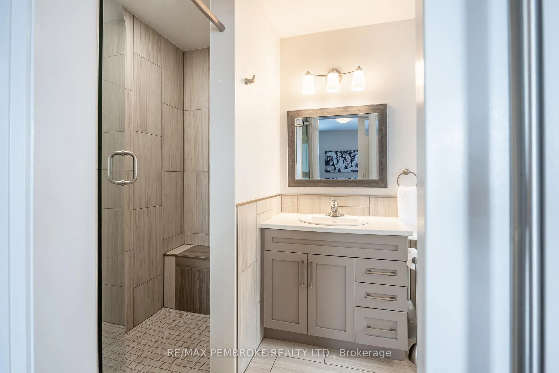 Photo 27 of 77 Noble Crescent, Petawawa — HOMEH