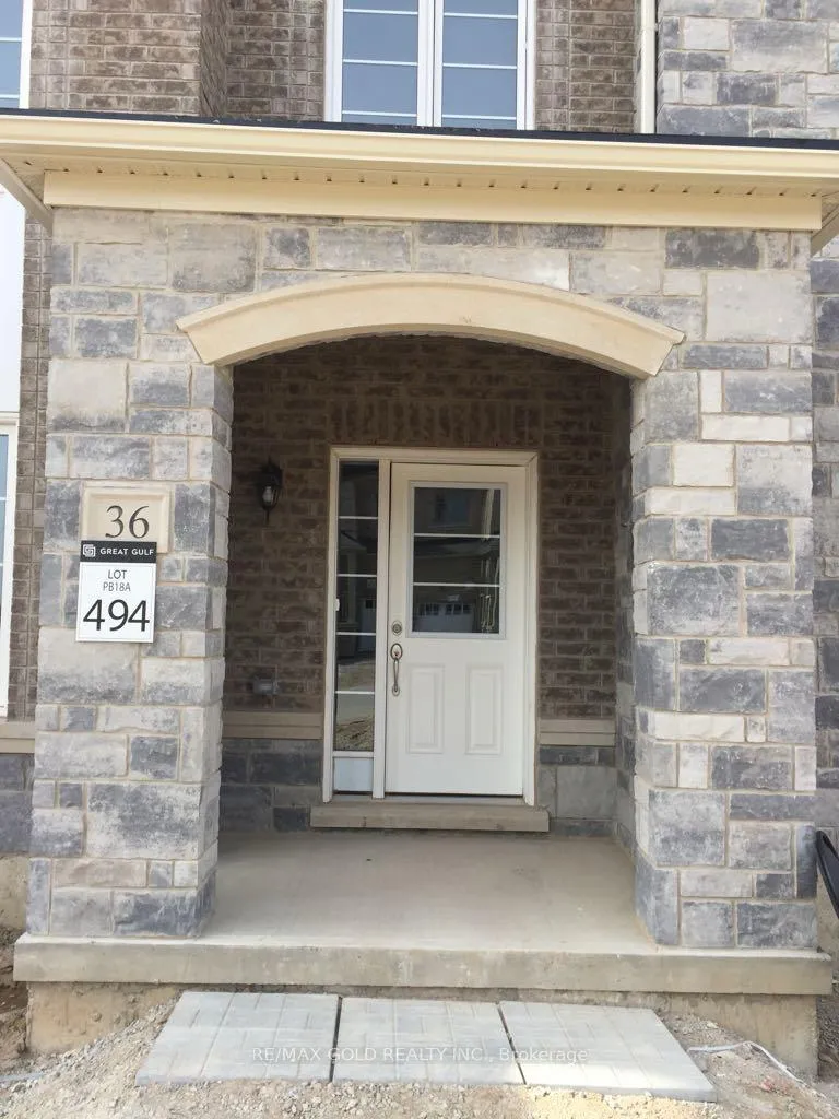 Photo 2 of 36 Brushwood Drive, Brampton, Bram West — HOMEH