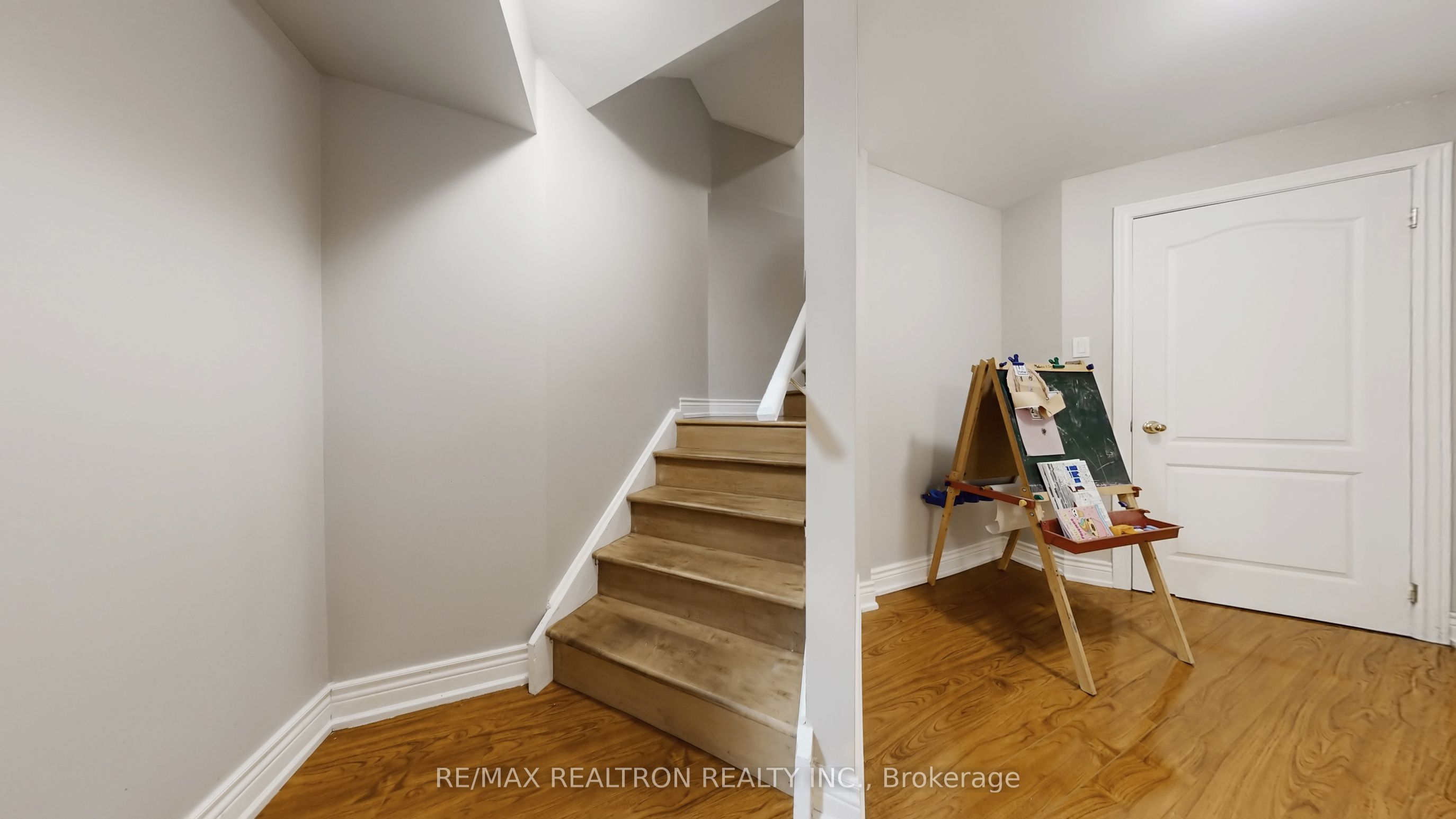 Photo 37 of 24 Glendennan Avenue, Markham, Cornell — HOMEH