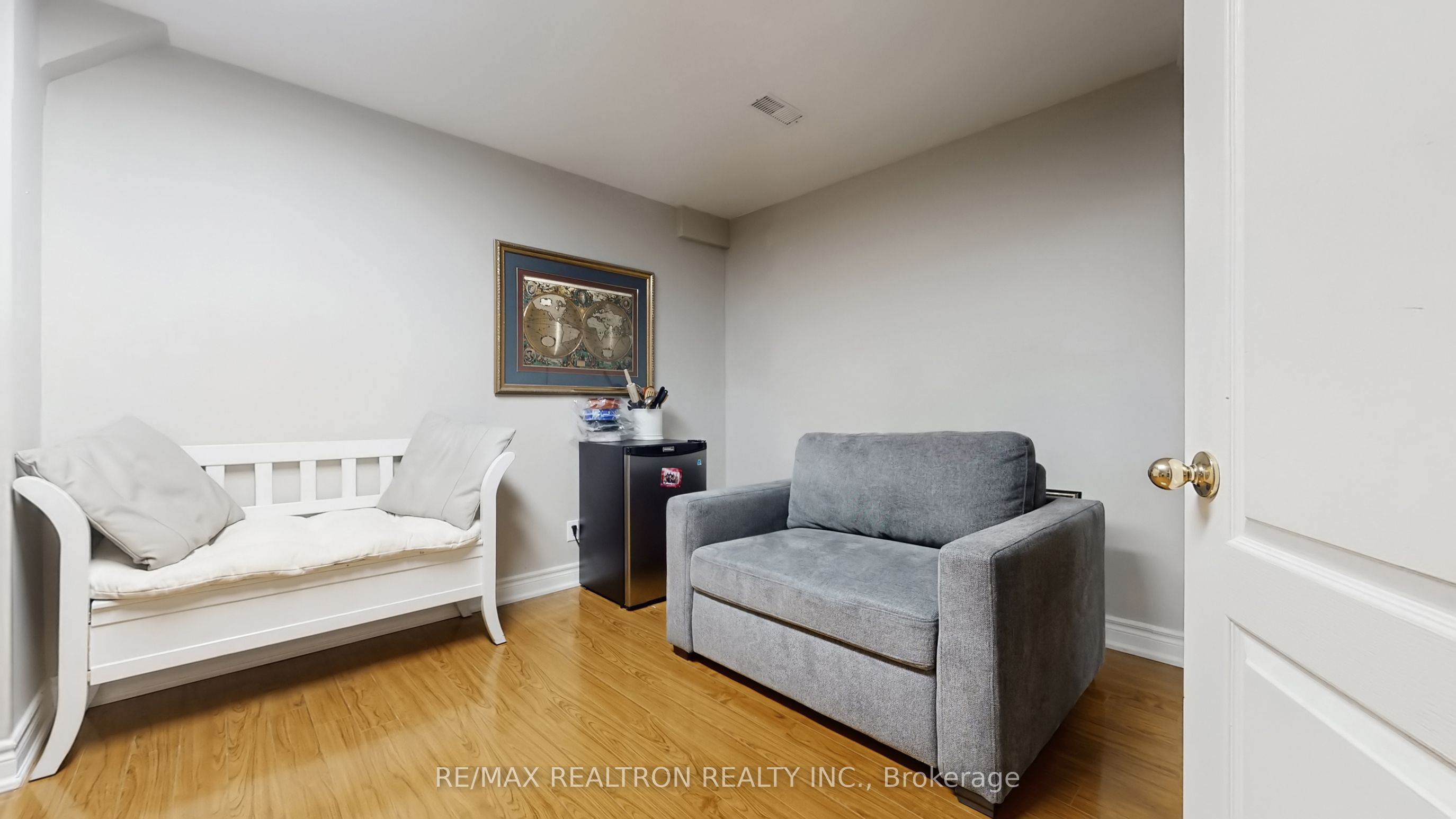 Photo 41 of 24 Glendennan Avenue, Markham, Cornell — HOMEH