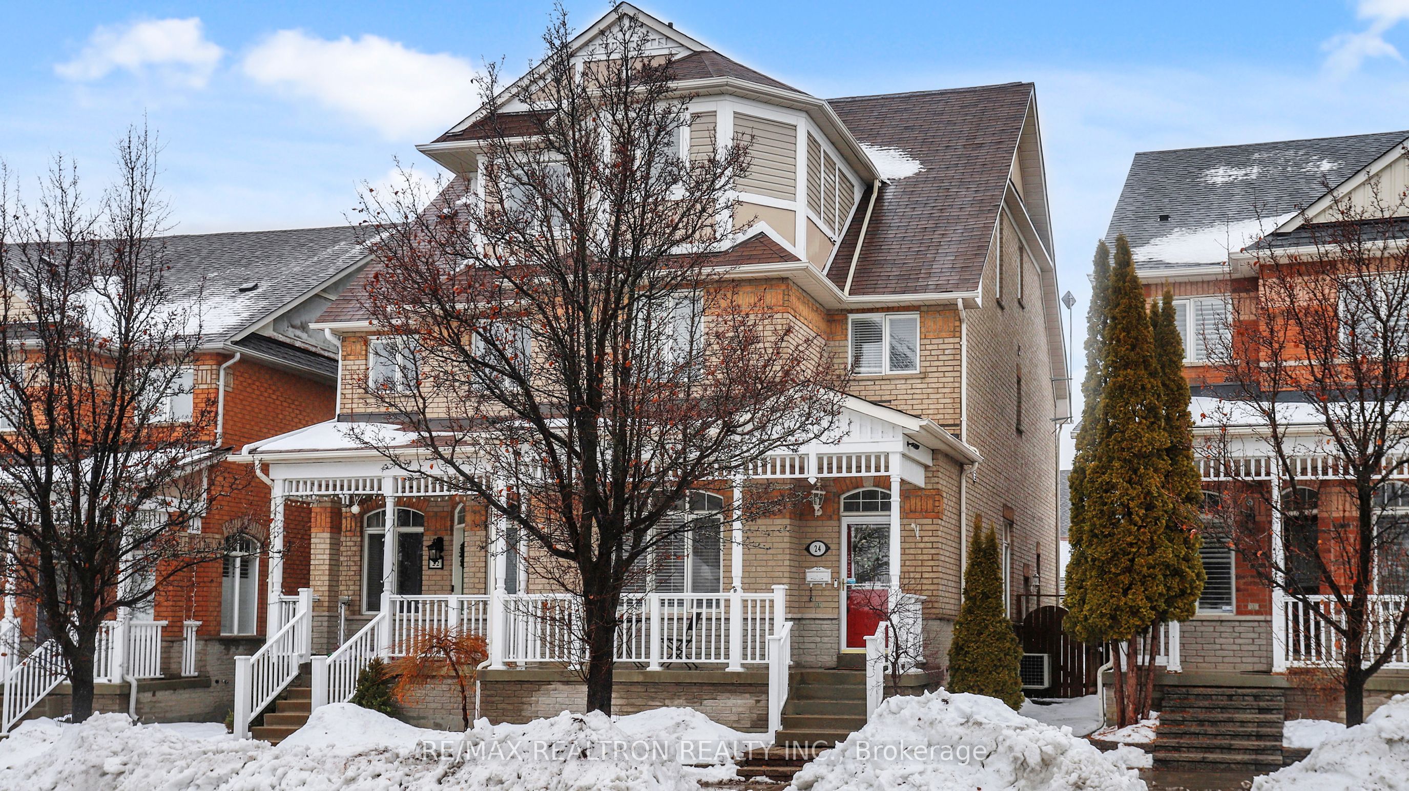 Photo 2 of 24 Glendennan Avenue, Markham, Cornell — HOMEH