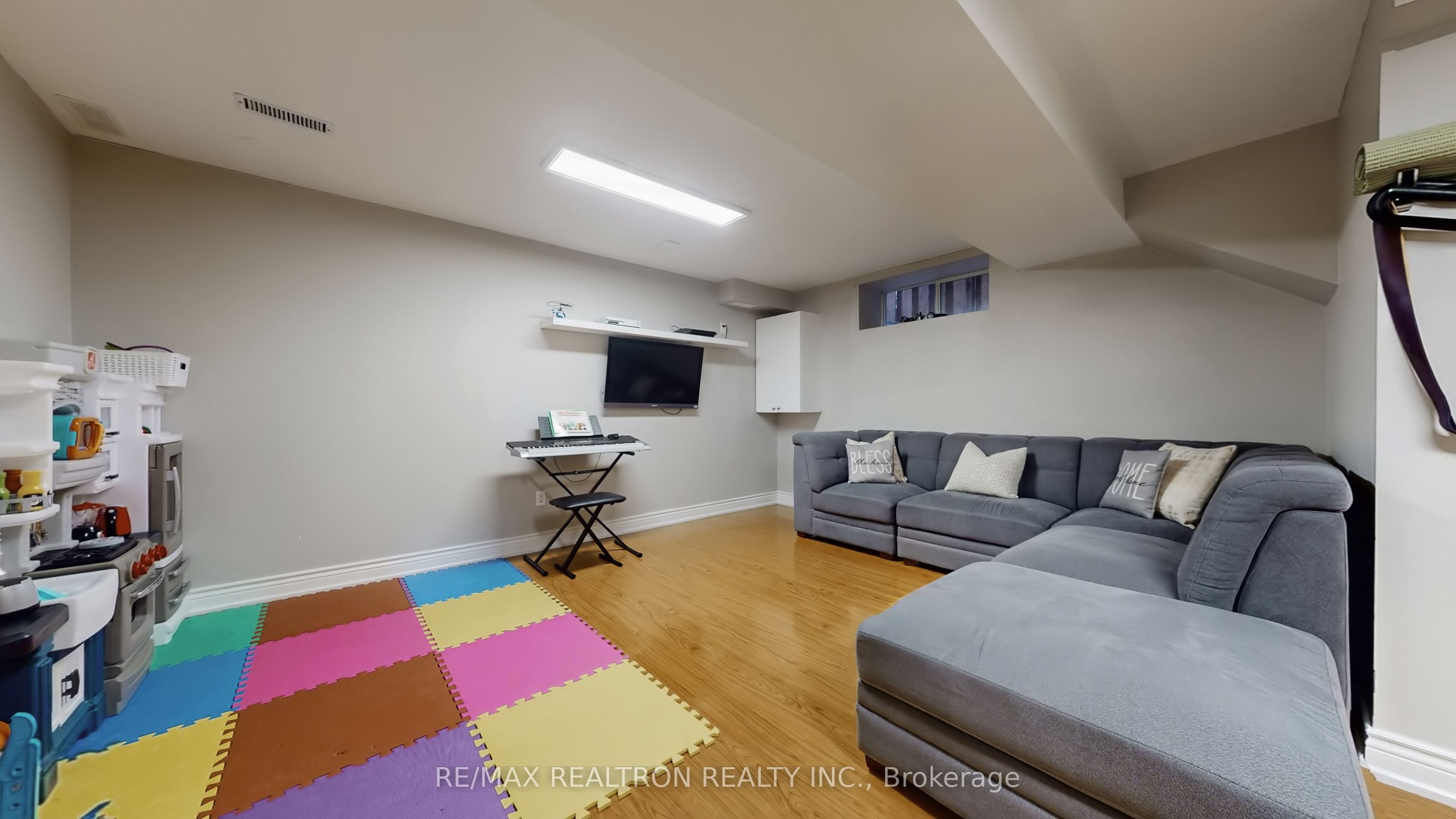 Photo 38 of 24 Glendennan Avenue, Markham, Cornell — HOMEH
