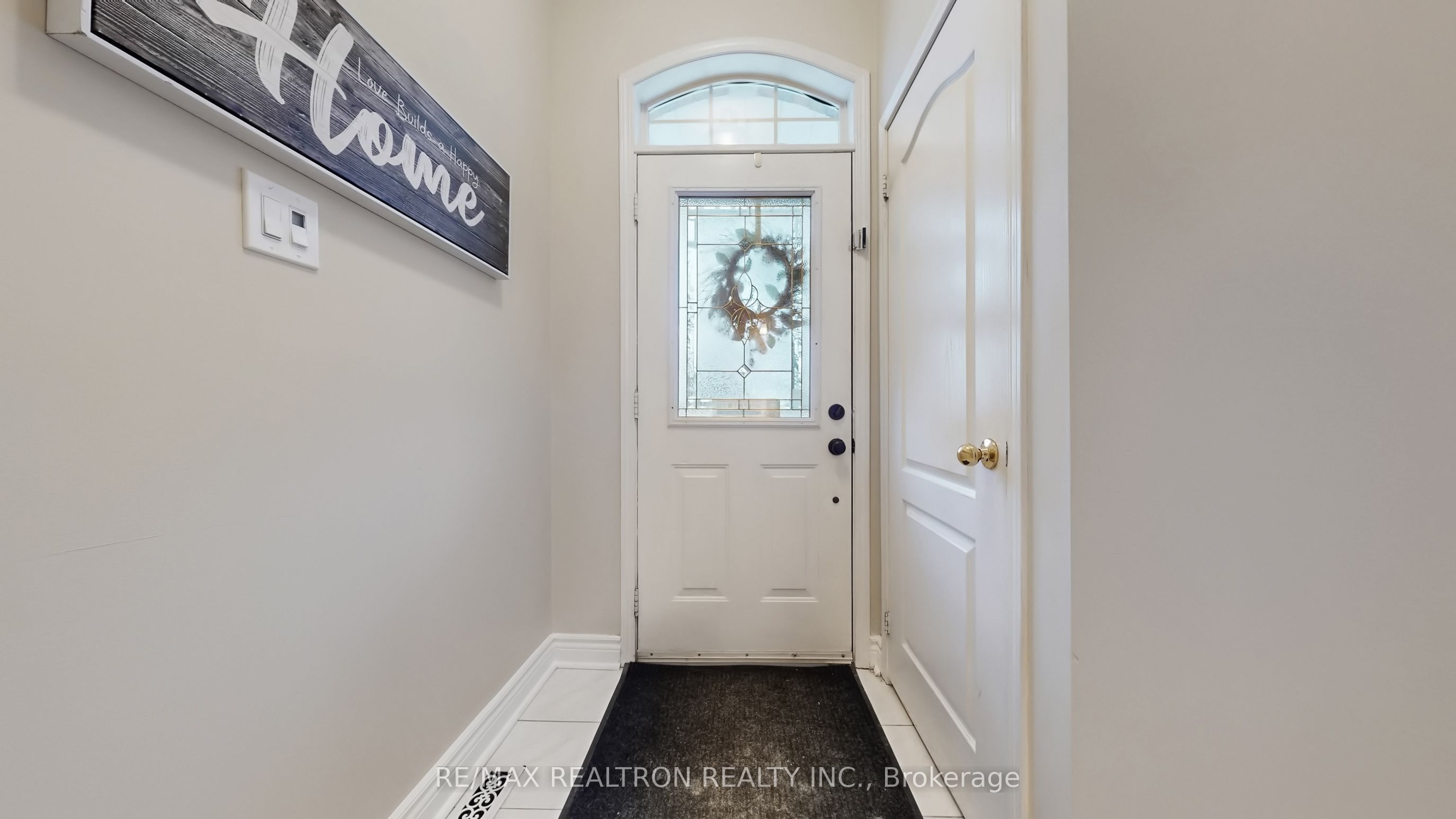 Photo 17 of 24 Glendennan Avenue, Markham, Cornell — HOMEH