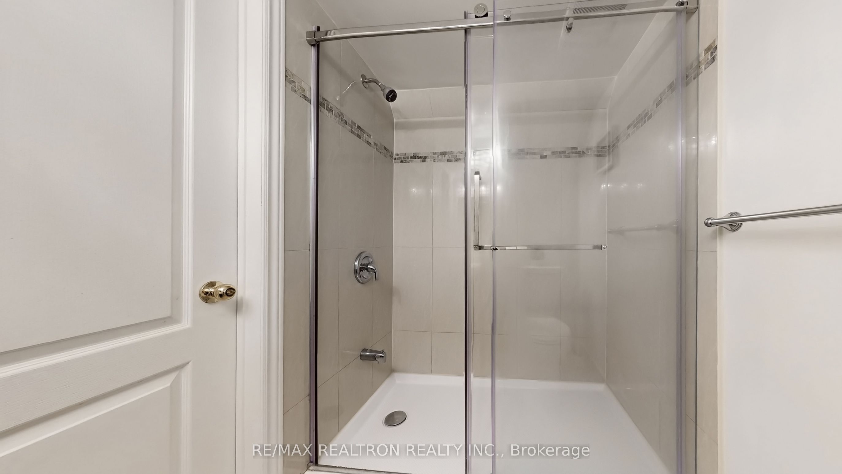 Photo 43 of 24 Glendennan Avenue, Markham, Cornell — HOMEH