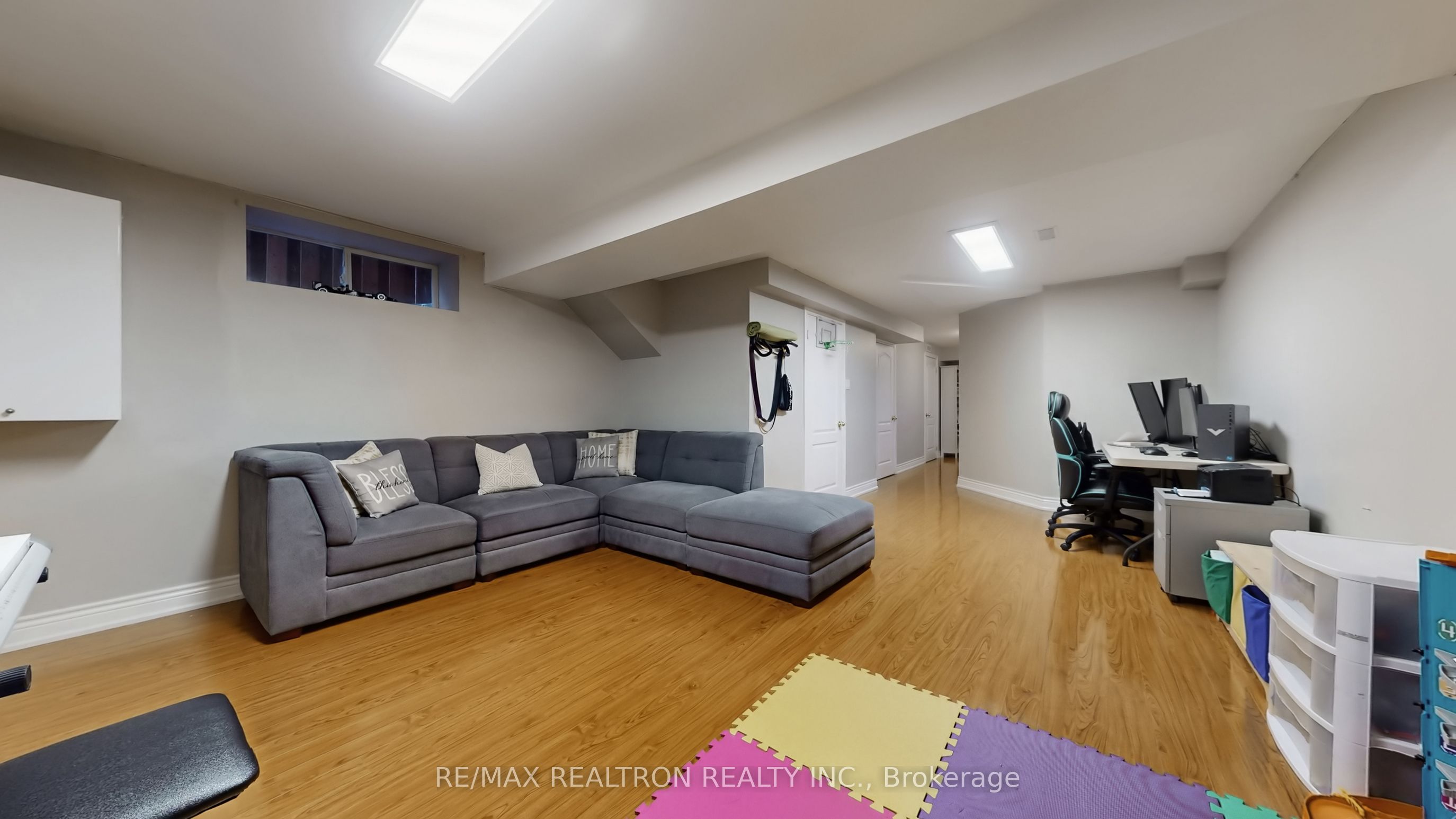 Photo 39 of 24 Glendennan Avenue, Markham, Cornell — HOMEH