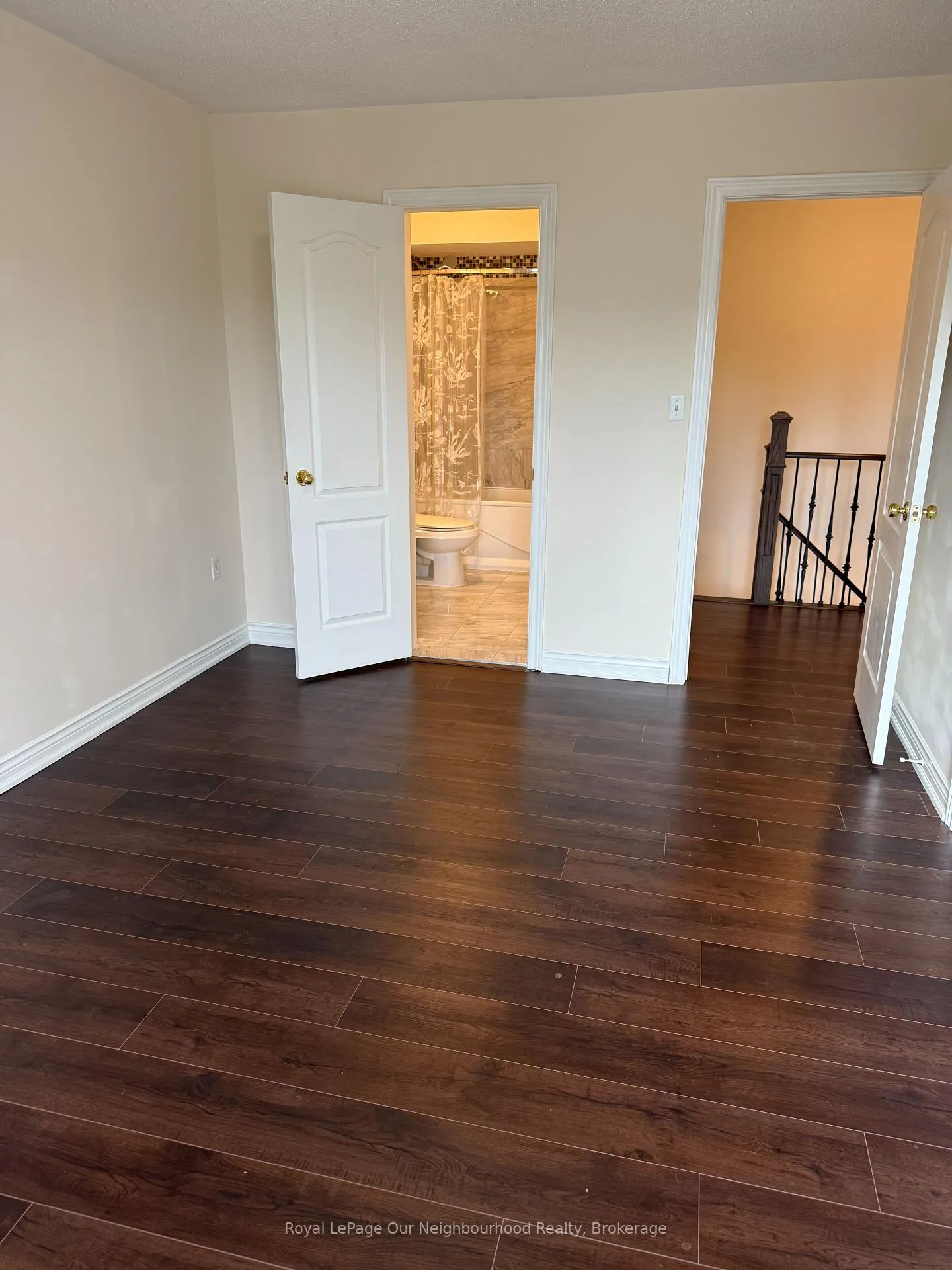 Photo 15 of 196 Pressed Brick Drive, Brampton, Brampton North — HOMEH