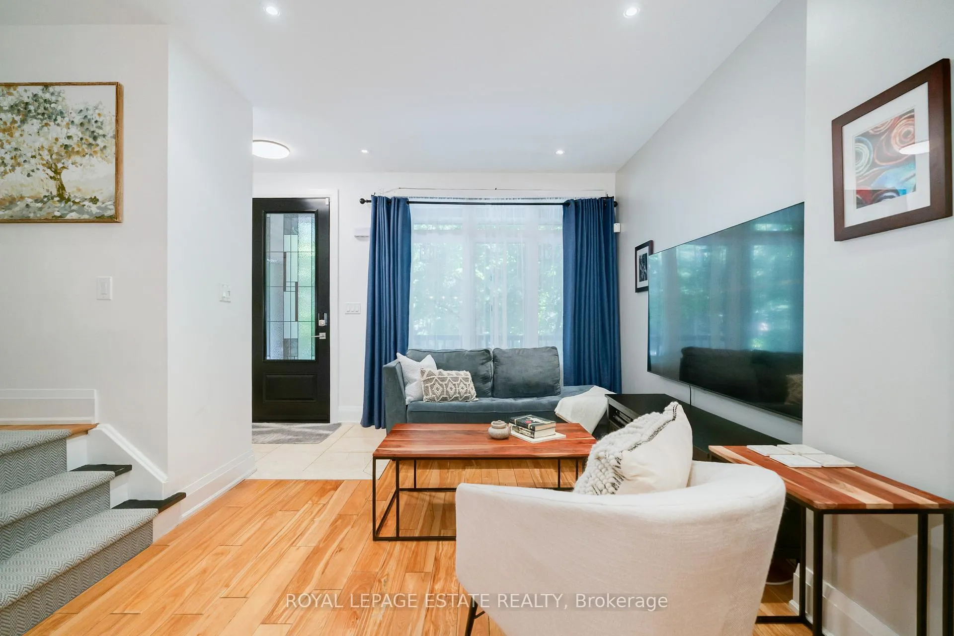 Photo 3 of 18 Bastedo Avenue, Toronto, Woodbine Corridor — HOMEH