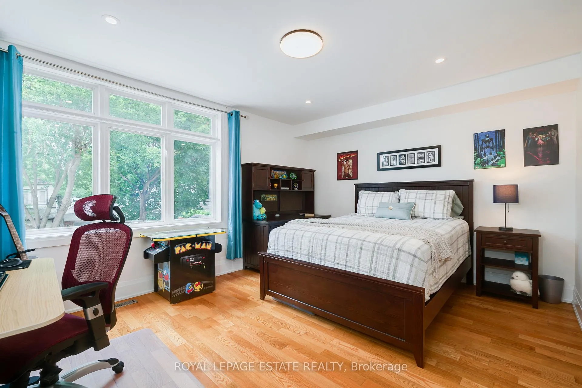 Photo 16 of 18 Bastedo Avenue, Toronto, Woodbine Corridor — HOMEH