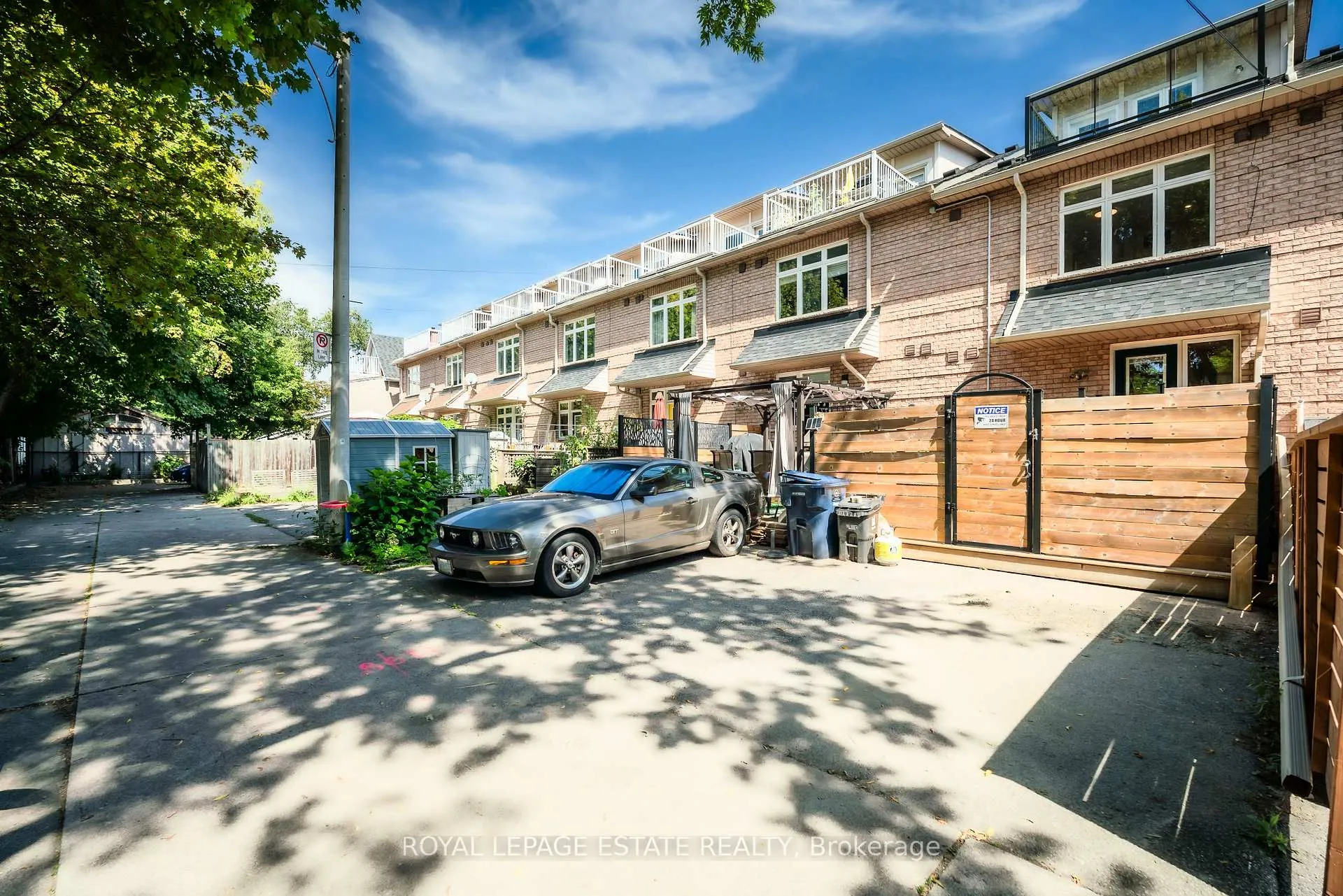 Photo 36 of 18 Bastedo Avenue, Toronto, Woodbine Corridor — HOMEH