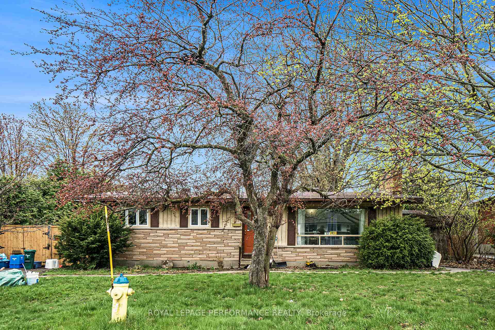 Front of 52 Glenridge Road