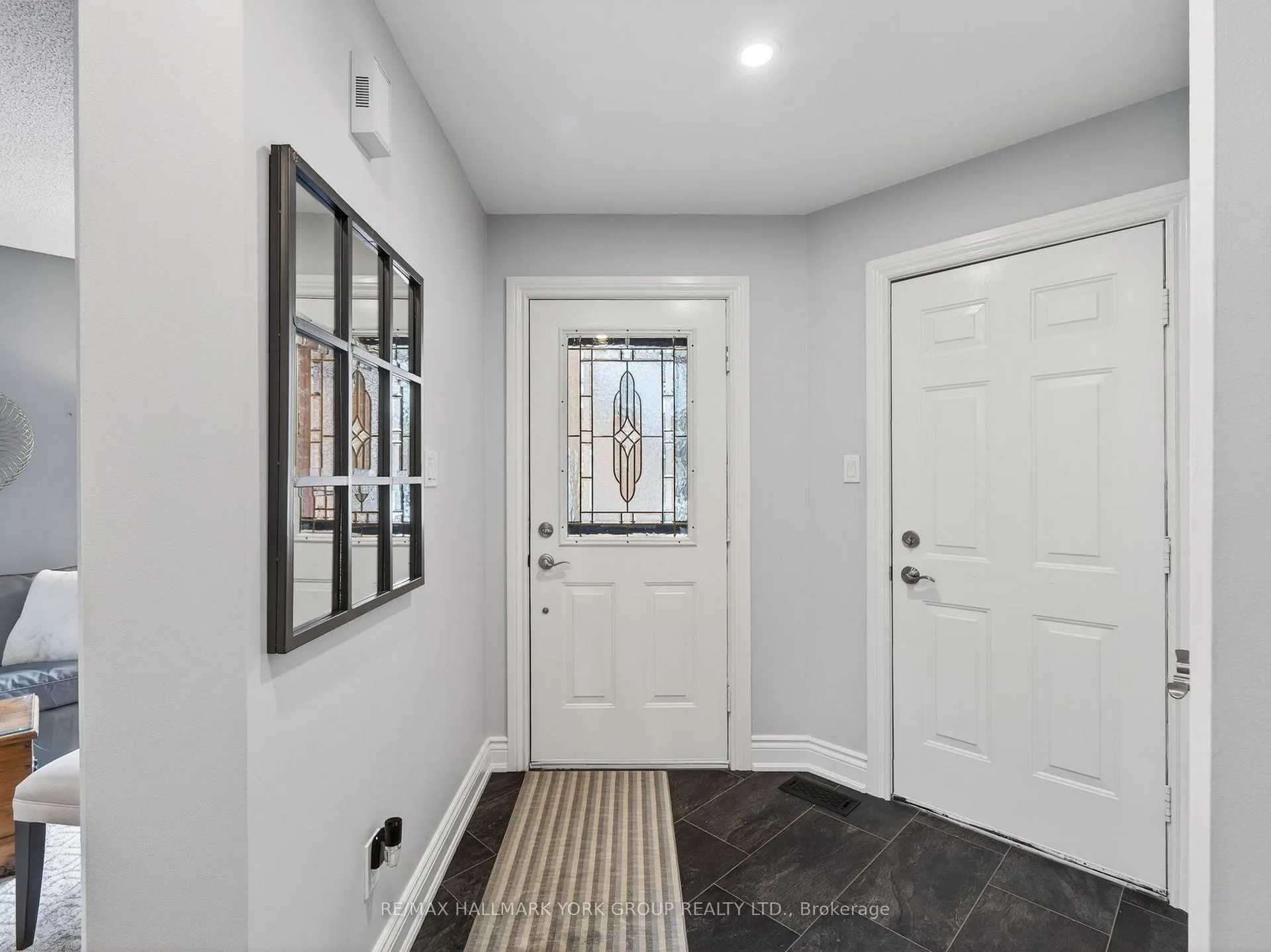 Photo 5 of 18 Rush Road, Aurora, Bayview Wellington — HOMEH