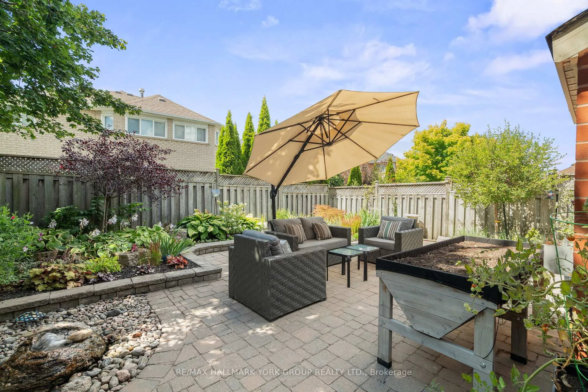 Photo 23 of 18 Rush Road, Aurora, Bayview Wellington — HOMEH
