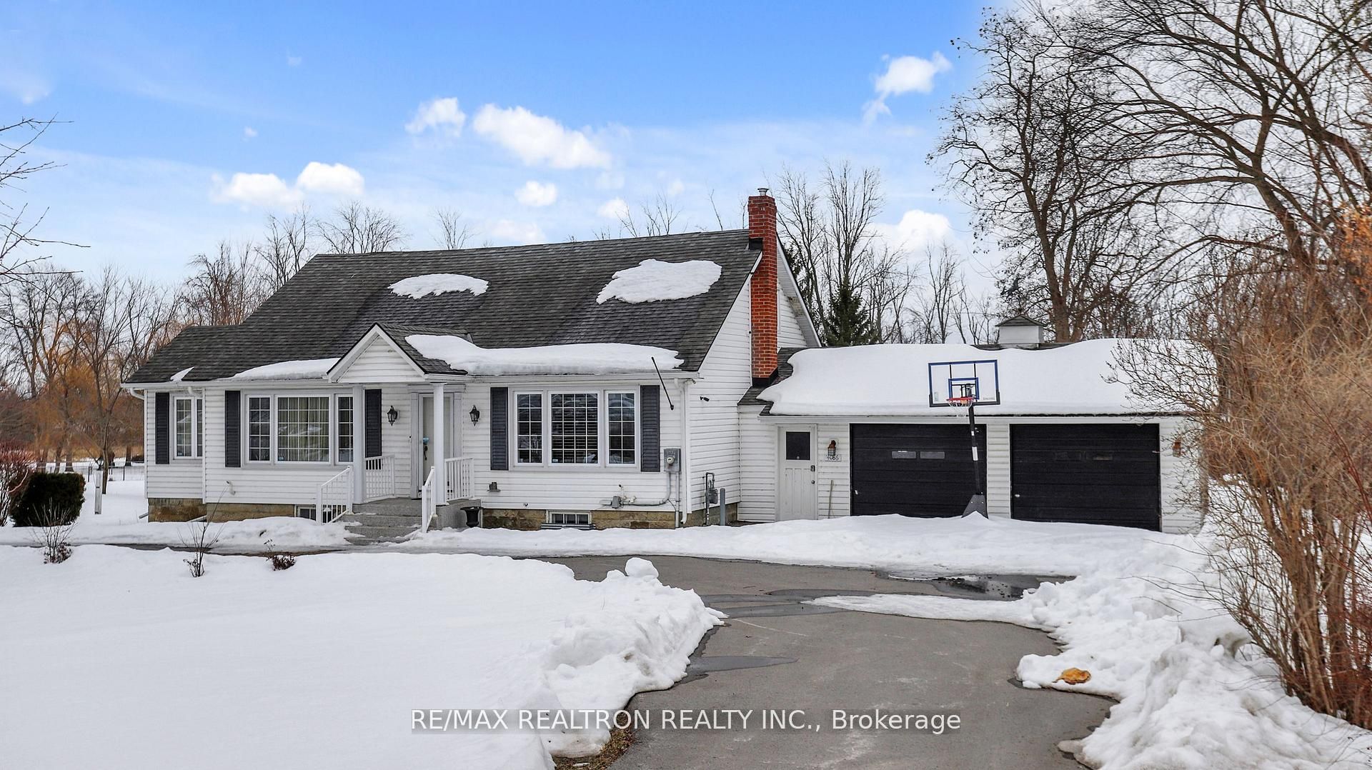 Photo 2 of 4086 Old Highway 2, Belleville, Belleville Ward — HOMEH