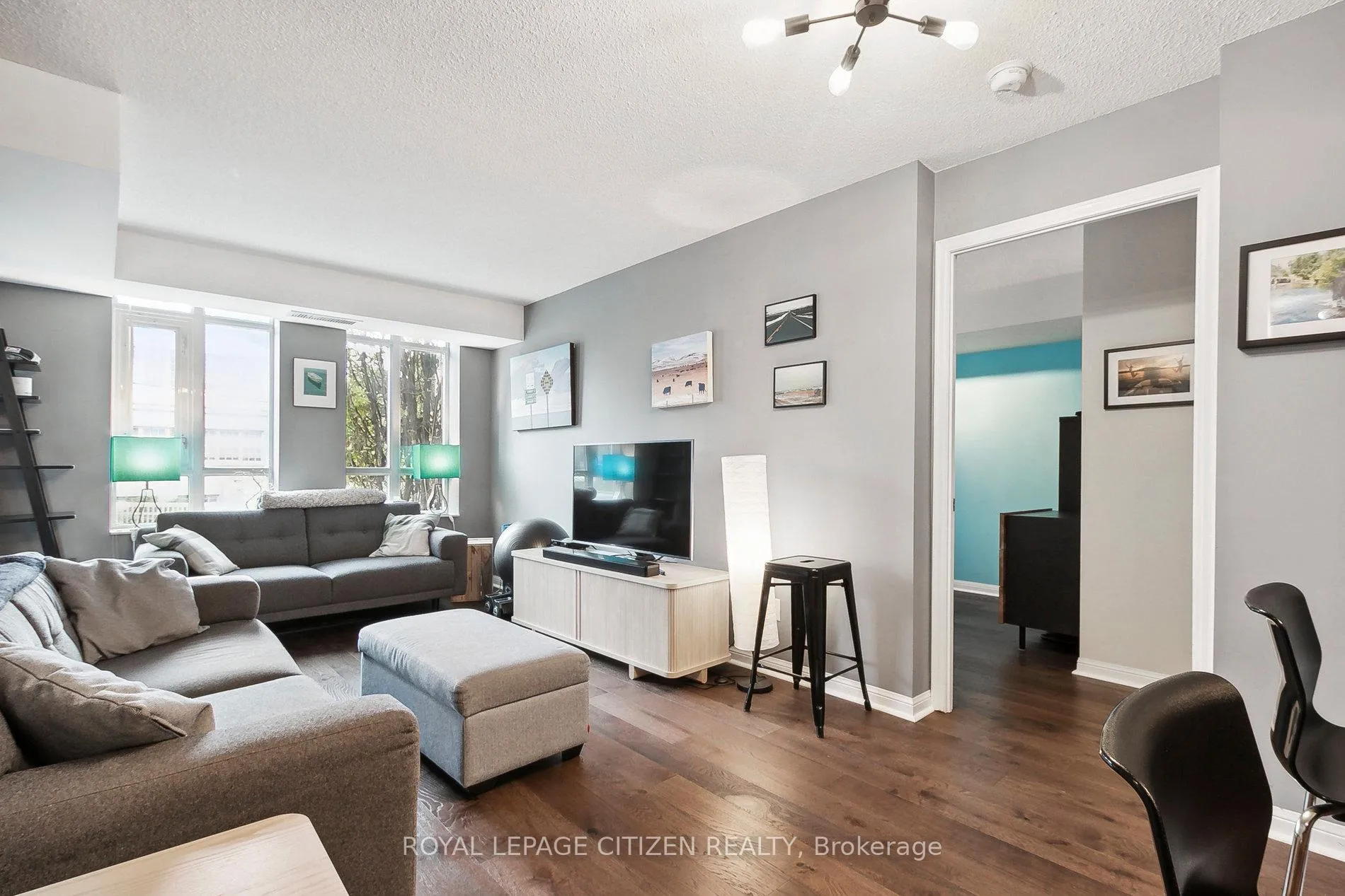 Photo 6 of Unit 121, 900 Mount Pleasant Road, Toronto, Mount Pleasant West — HOMEH