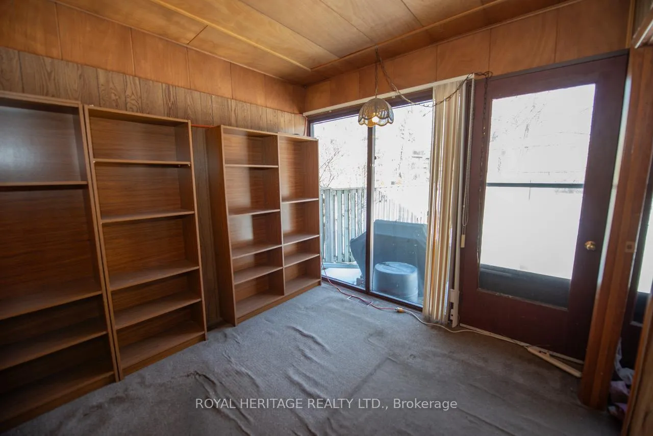 Photo 13 of 17 Kingswell Crescent, Scarborough, Clairlea-Birchmount — HOMEH