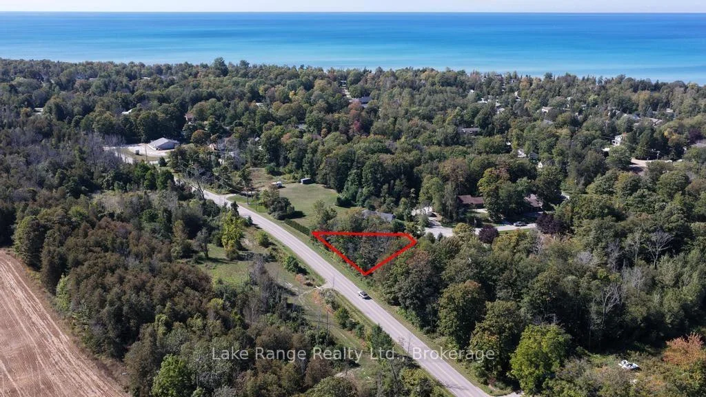Photo 6 of 121 Onandago Place, Huron-Kinloss — HOMEH