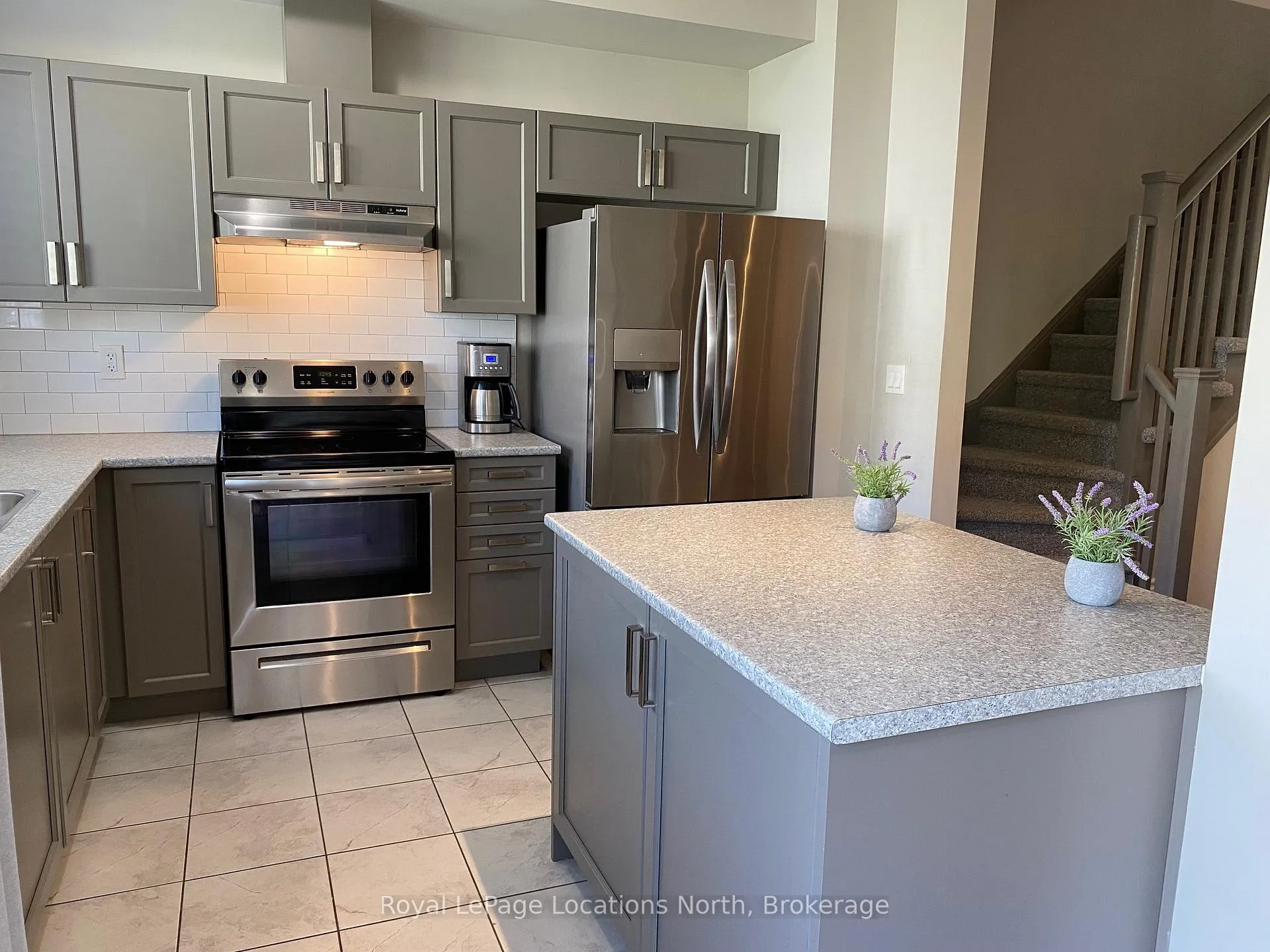 Photo 11 of 5 Kennedy Avenue, Collingwood — HOMEH
