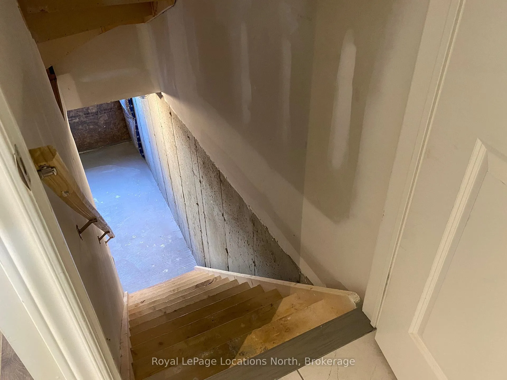 Photo 25 of 5 Kennedy Avenue, Collingwood — HOMEH