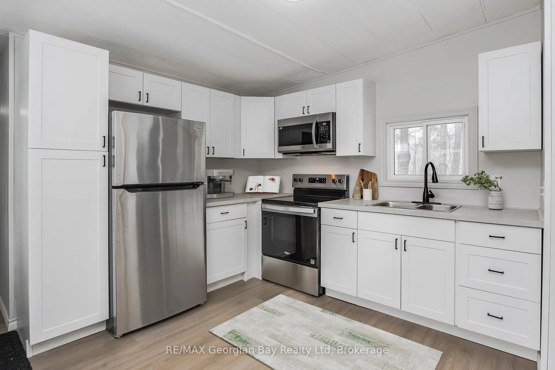 Photo 2 of Unit #1, 5263 Elliott Side Road, Tay, Rural Tay — HOMEH