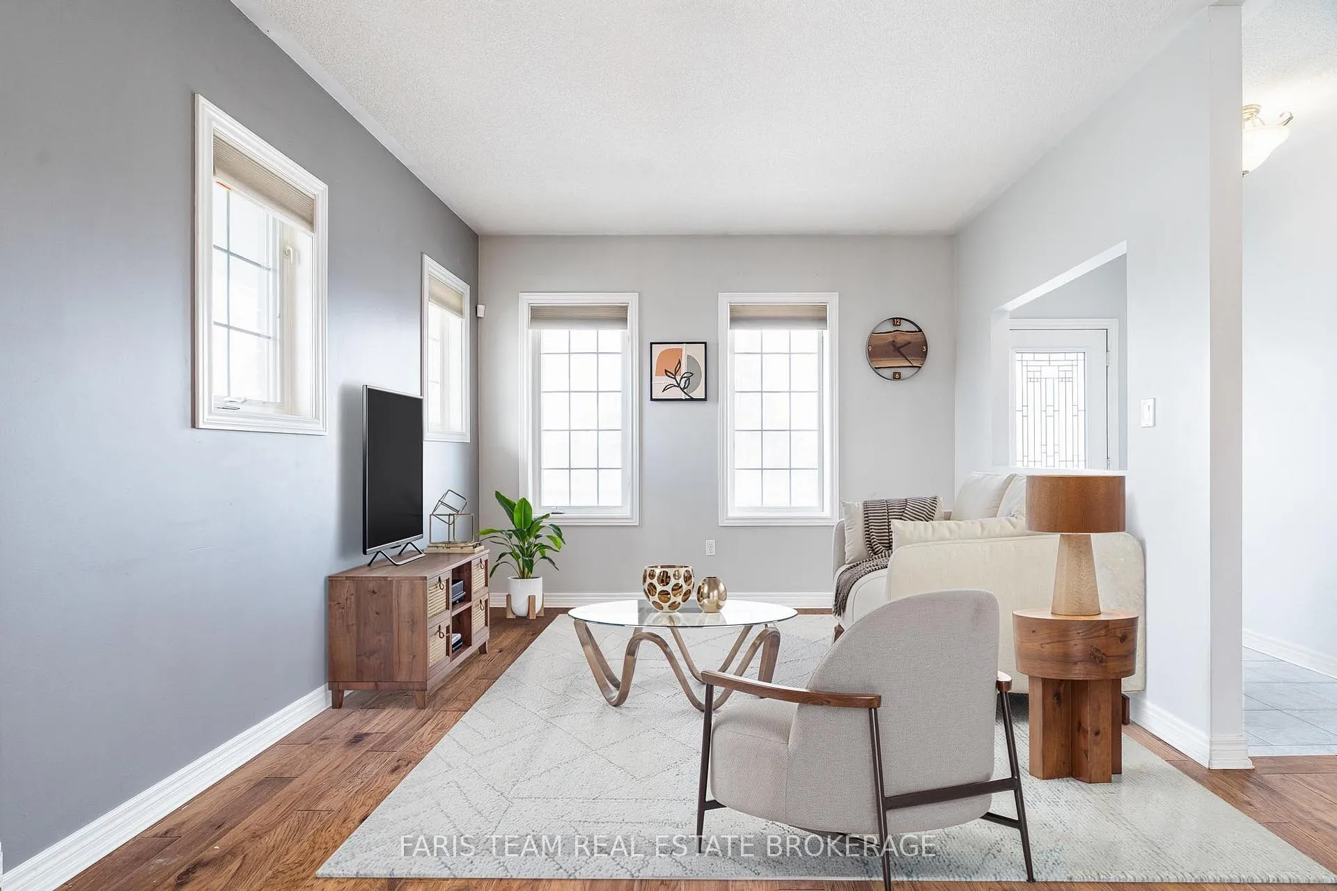 Photo 18 of 2 Thrushwood Drive, Barrie, 400 West — HOMEH