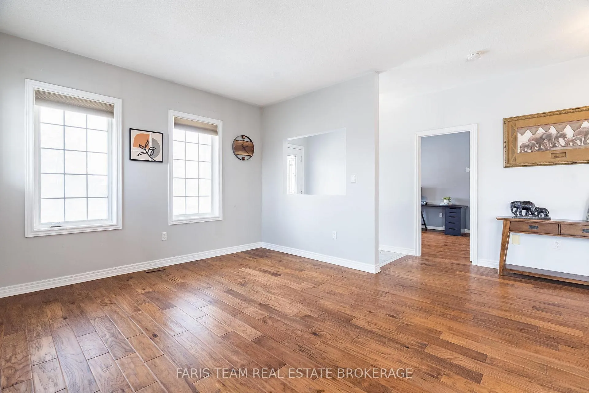Photo 20 of 2 Thrushwood Drive, Barrie, 400 West — HOMEH