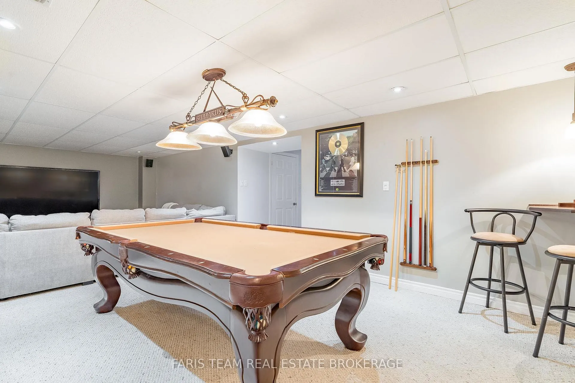 Photo 31 of 2 Thrushwood Drive, Barrie, 400 West — HOMEH