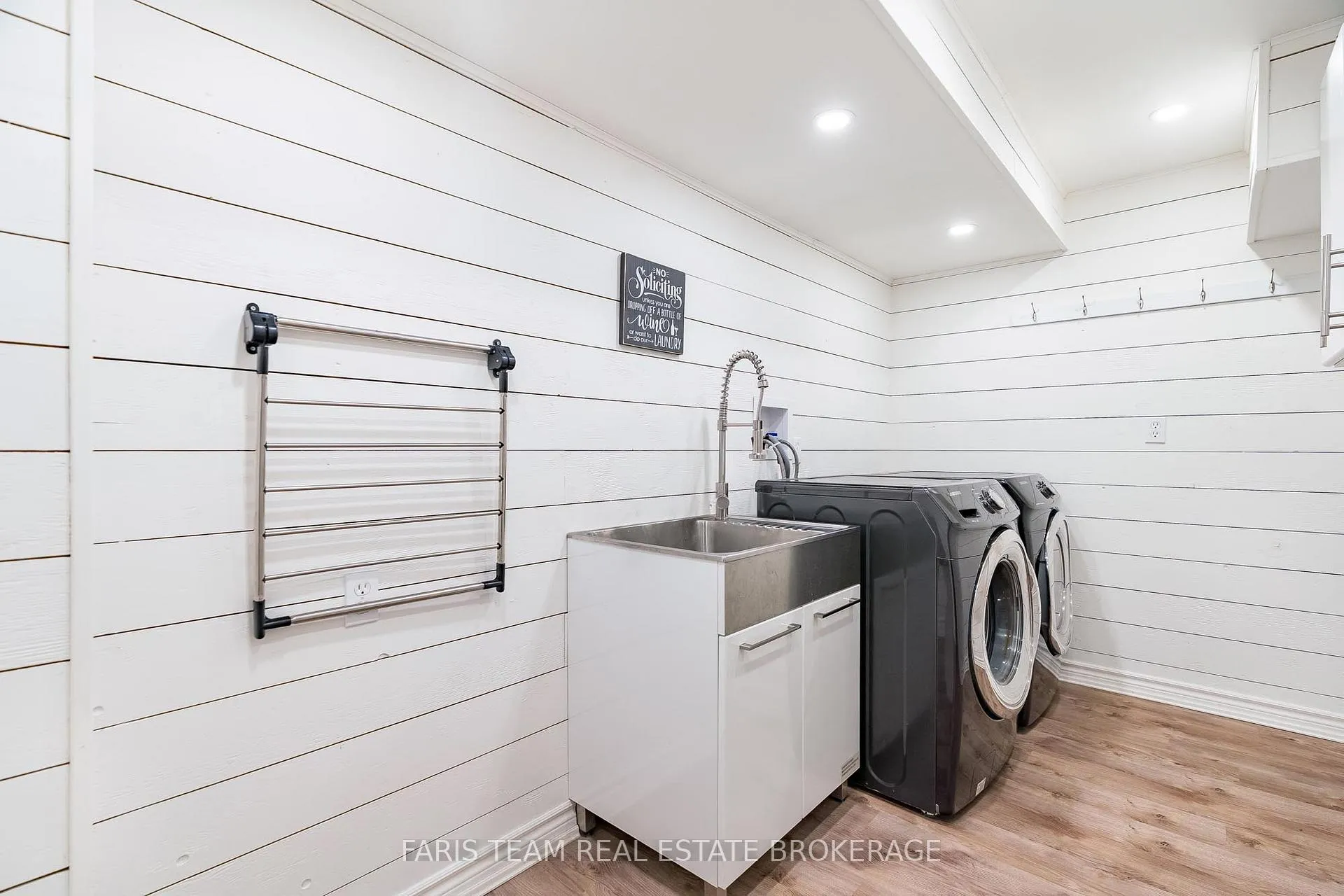 Photo 39 of 2 Thrushwood Drive, Barrie, 400 West — HOMEH