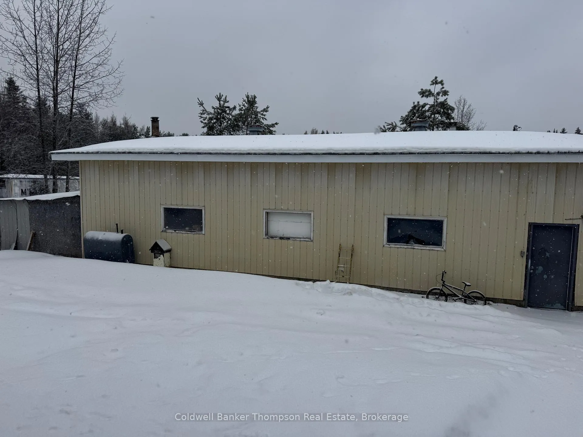 Photo 14 of 605 Sweezy Street, Powassan, Trout Creek — HOMEH