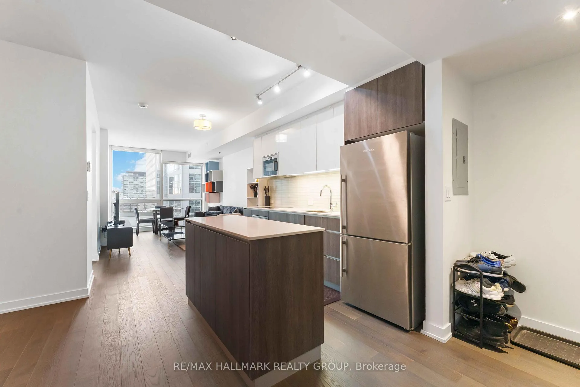Photo 2 of Unit 801, 199 Slater Street, Ottawa, Ottawa Centre — HOMEH