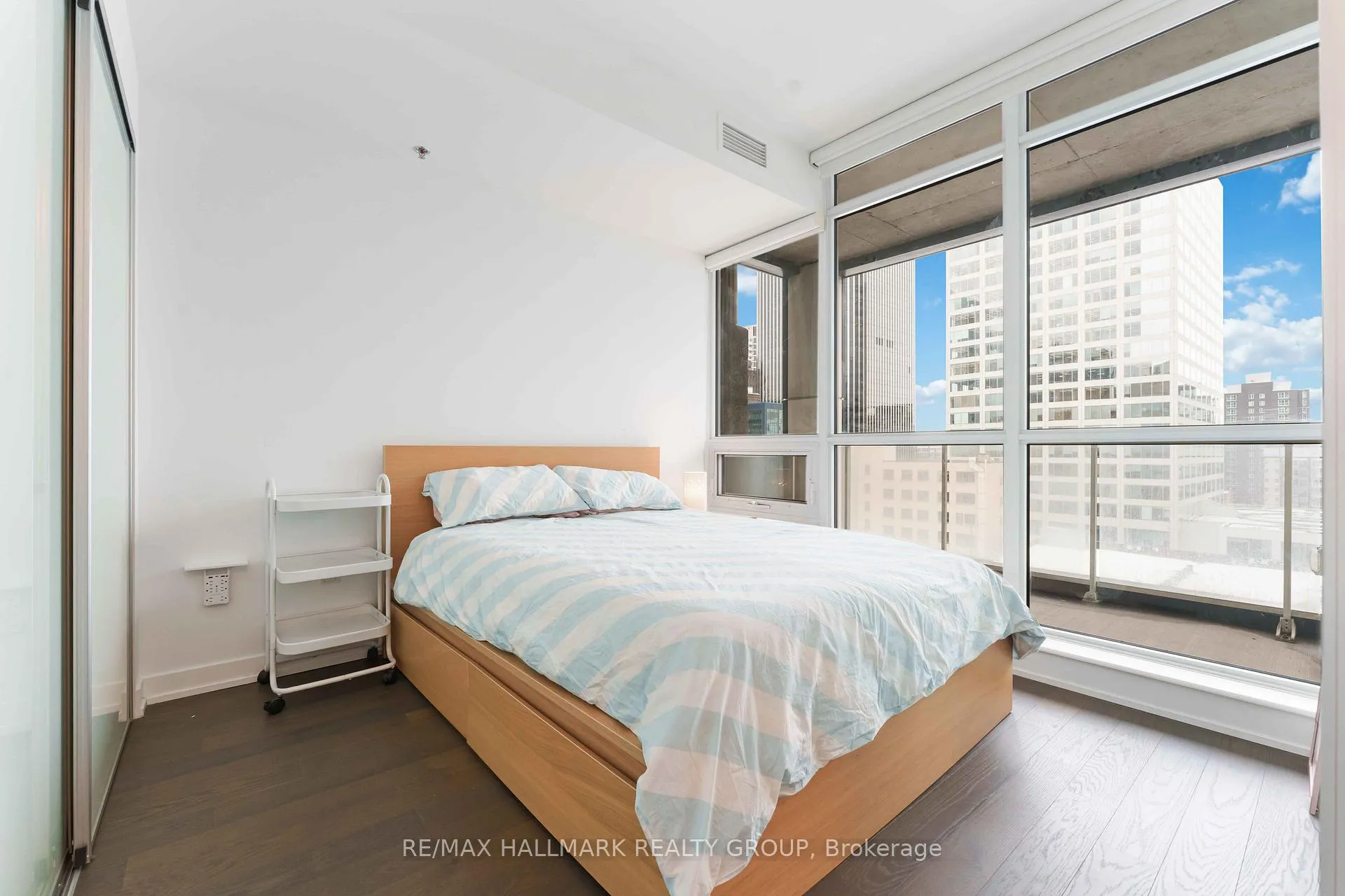 Photo 9 of Unit 801, 199 Slater Street, Ottawa, Ottawa Centre — HOMEH