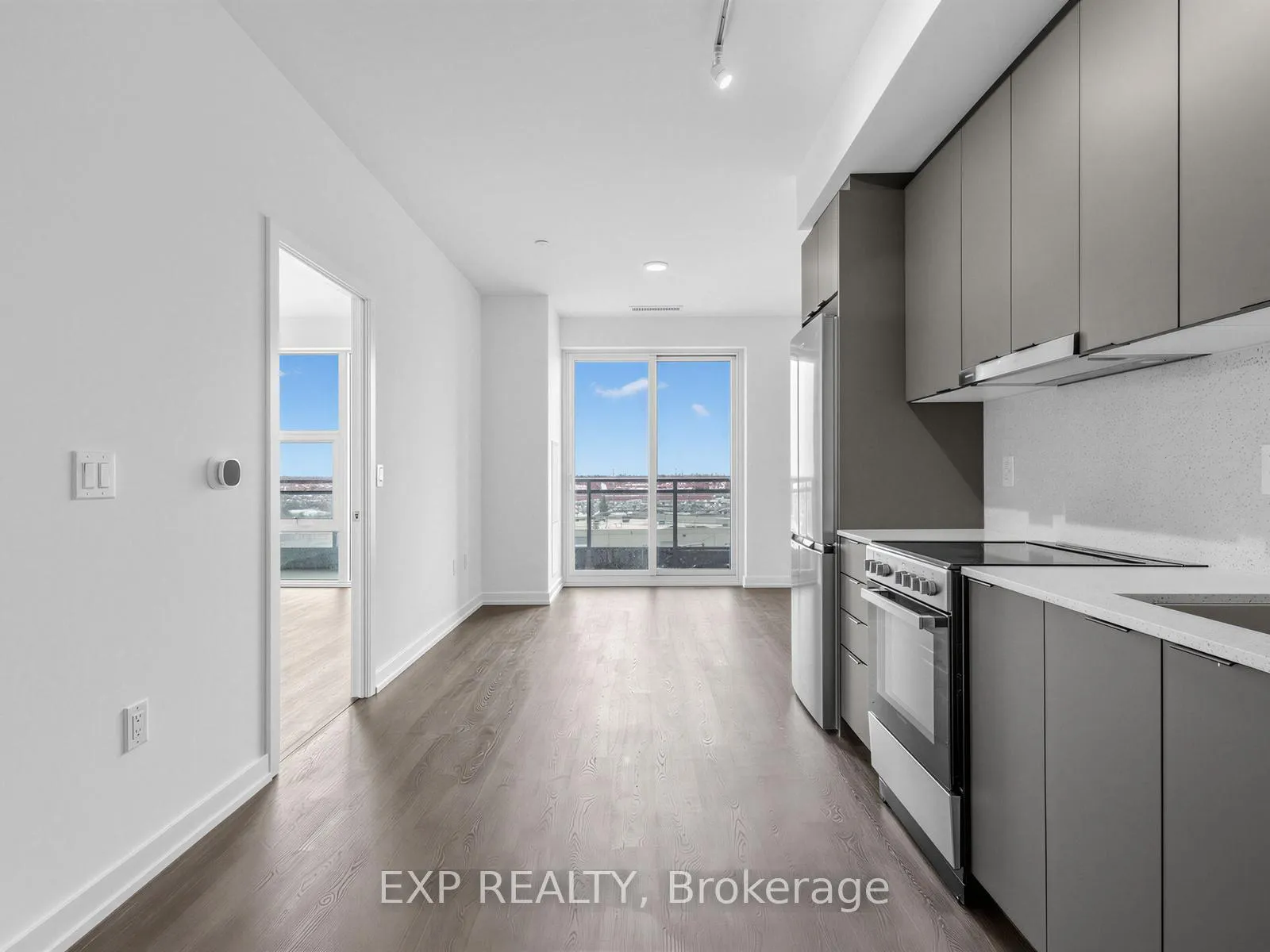 Photo 4 of Unit B-721, 9751 Markham Road, Markham, Greensborough — HOMEH