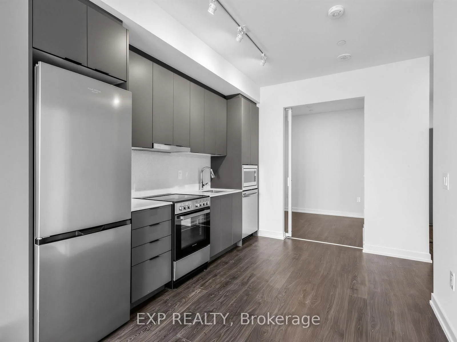 Photo 6 of Unit B-721, 9751 Markham Road, Markham, Greensborough — HOMEH