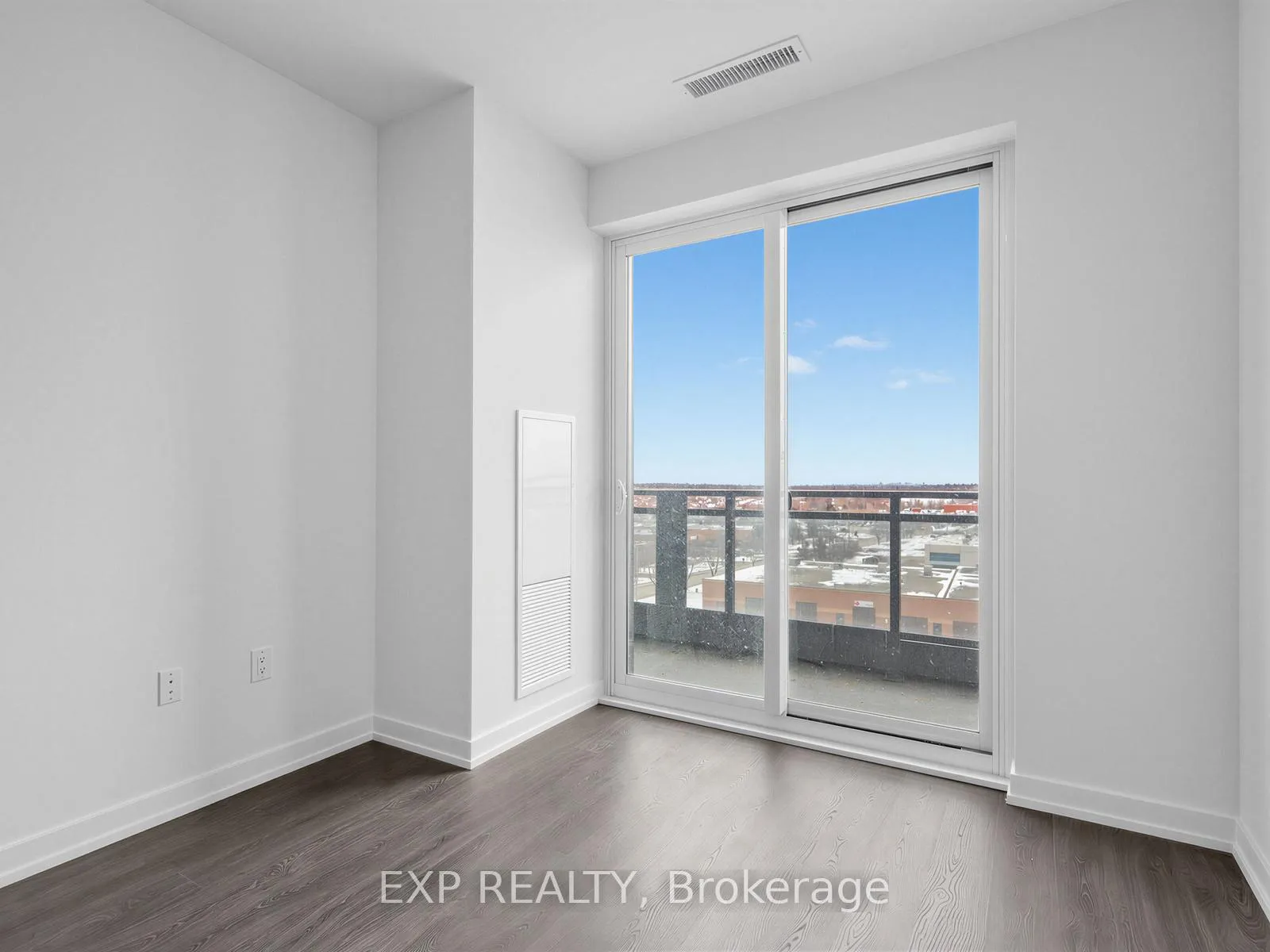 Photo 11 of Unit B-721, 9751 Markham Road, Markham, Greensborough — HOMEH
