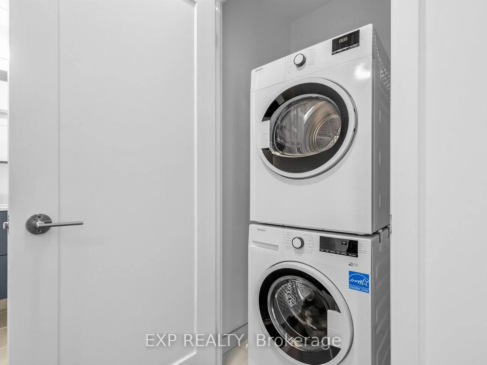 Photo 15 of Unit B-721, 9751 Markham Road, Markham, Greensborough — HOMEH