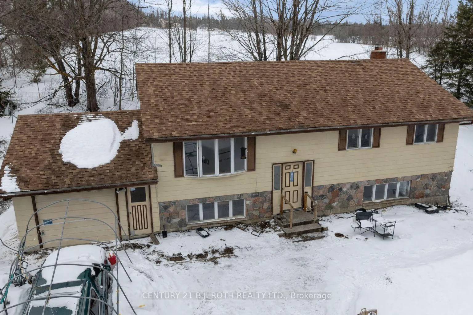 Photo 3 of 3477 11 Line N, Oro-Medonte, Rural Oro-Medonte — HOMEH