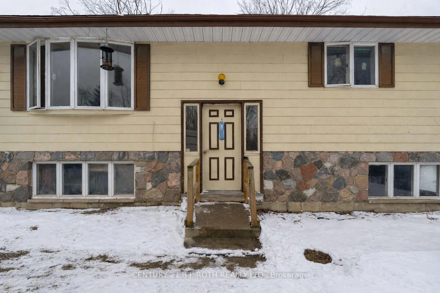 Photo 4 of 3477 11 Line N, Oro-Medonte, Rural Oro-Medonte — HOMEH