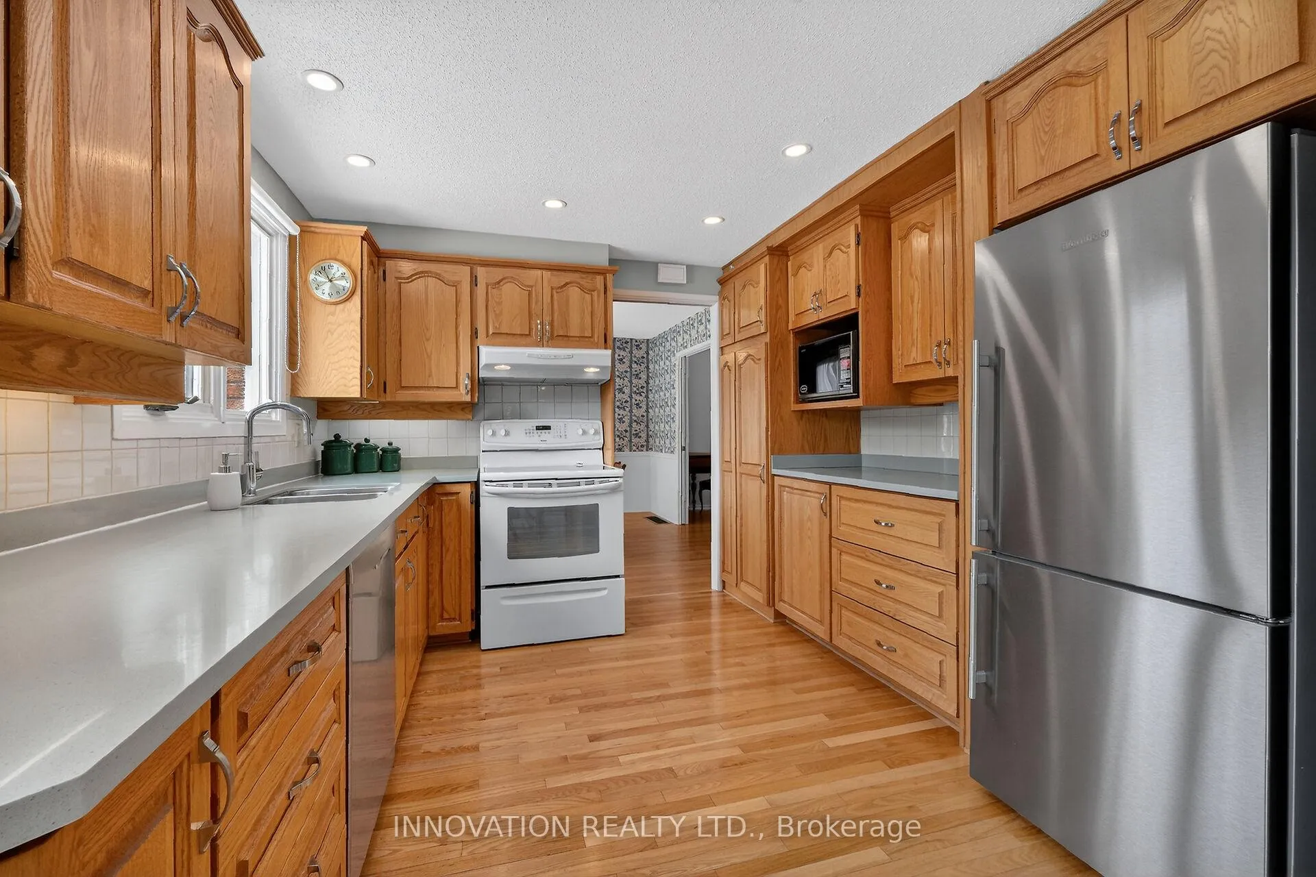 Photo 24 of 54 Selwyn Place, Ottawa, Kanata - Beaverbrook — HOMEH