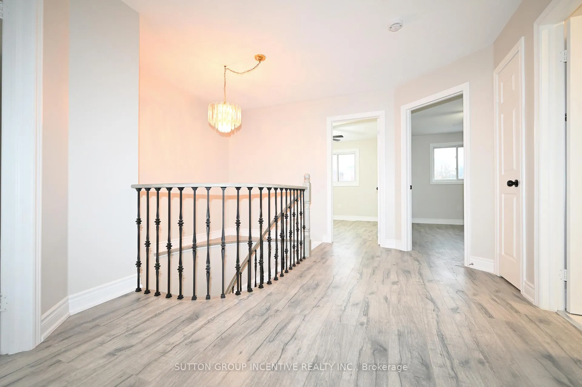 Photo 29 of 109 Esther Drive, Barrie, Painswick South — HOMEH