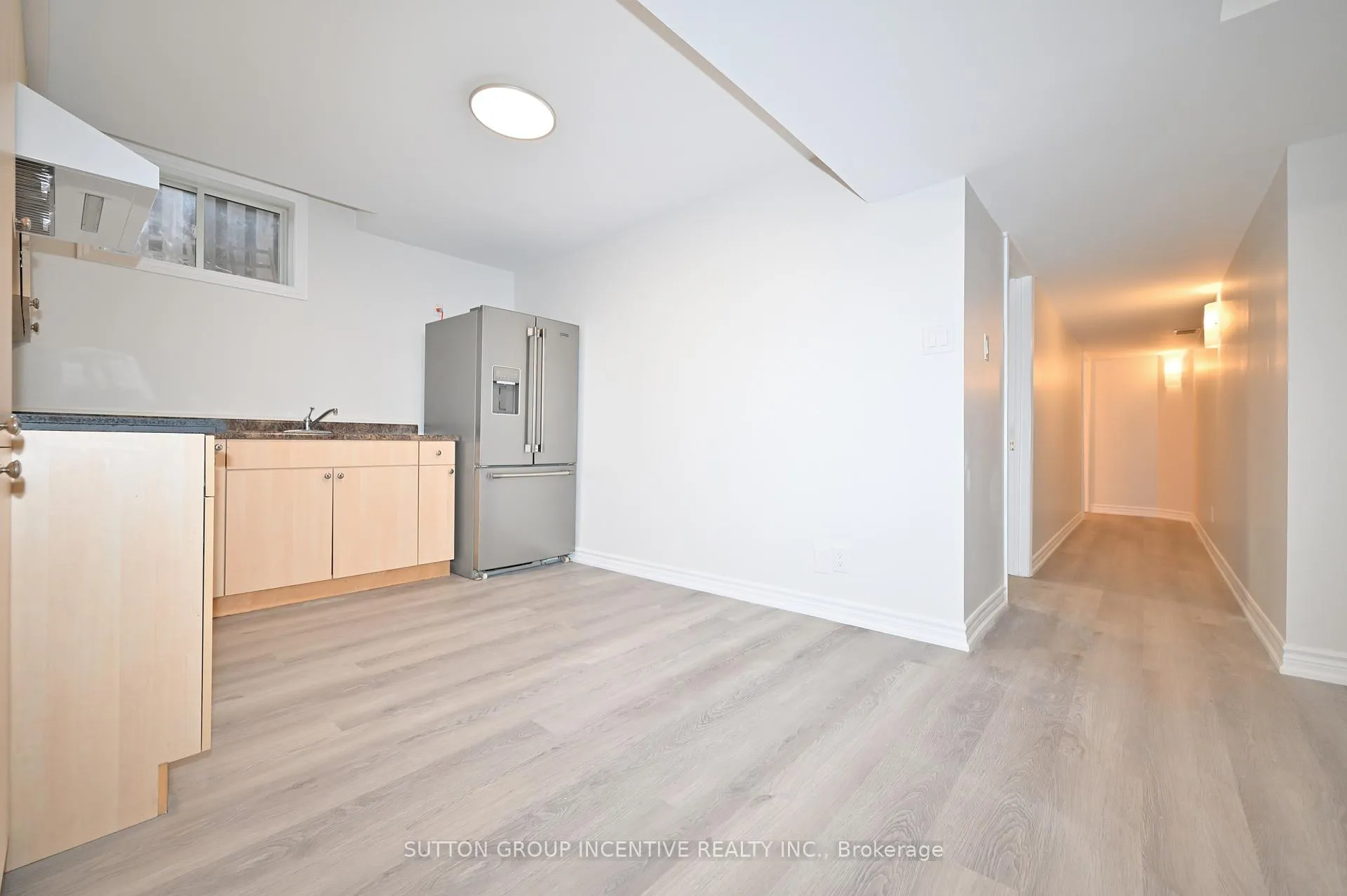 Photo 32 of 109 Esther Drive, Barrie, Painswick South — HOMEH